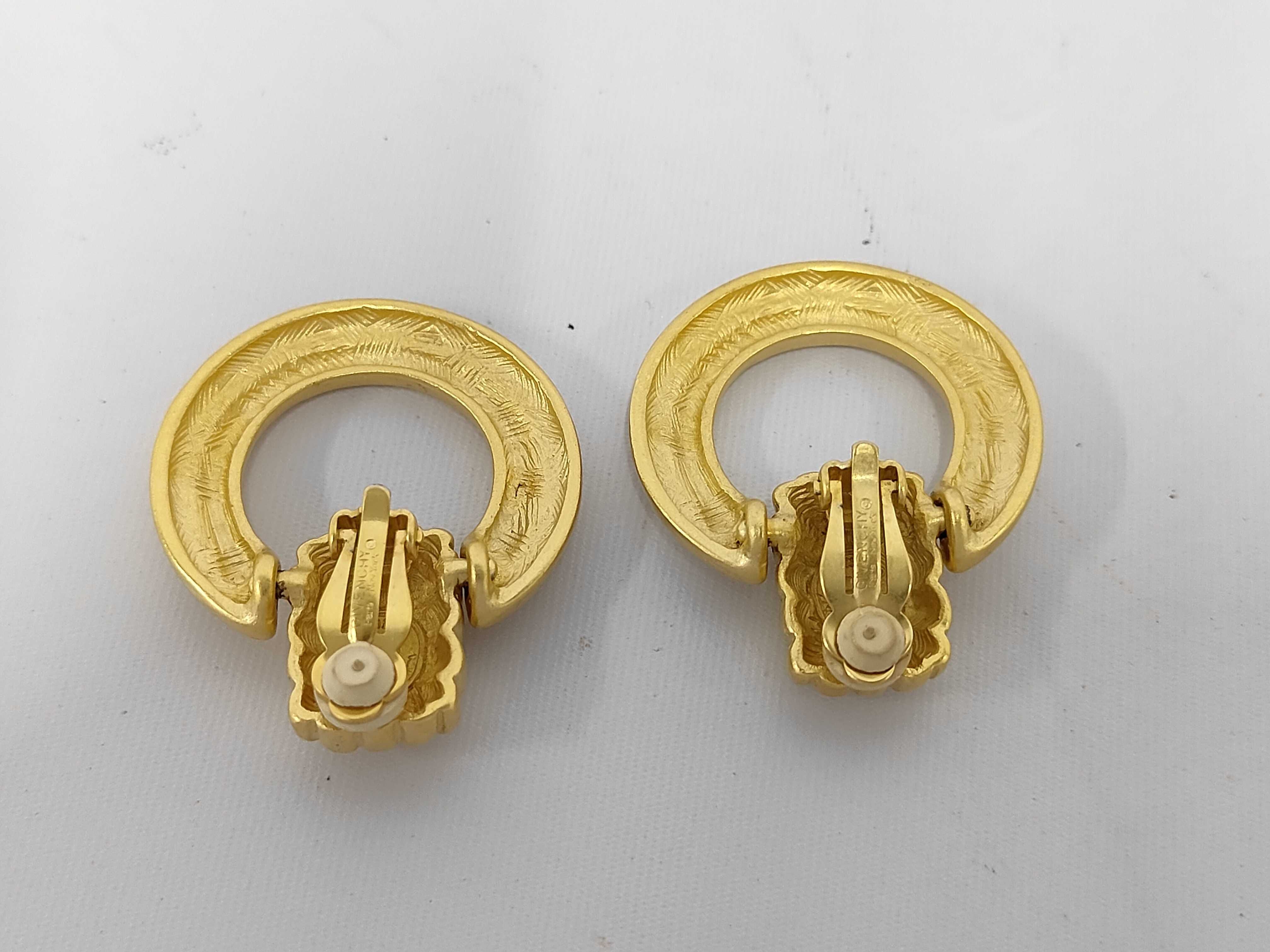 Vintage Door Knocker Gold Earrings — view 2