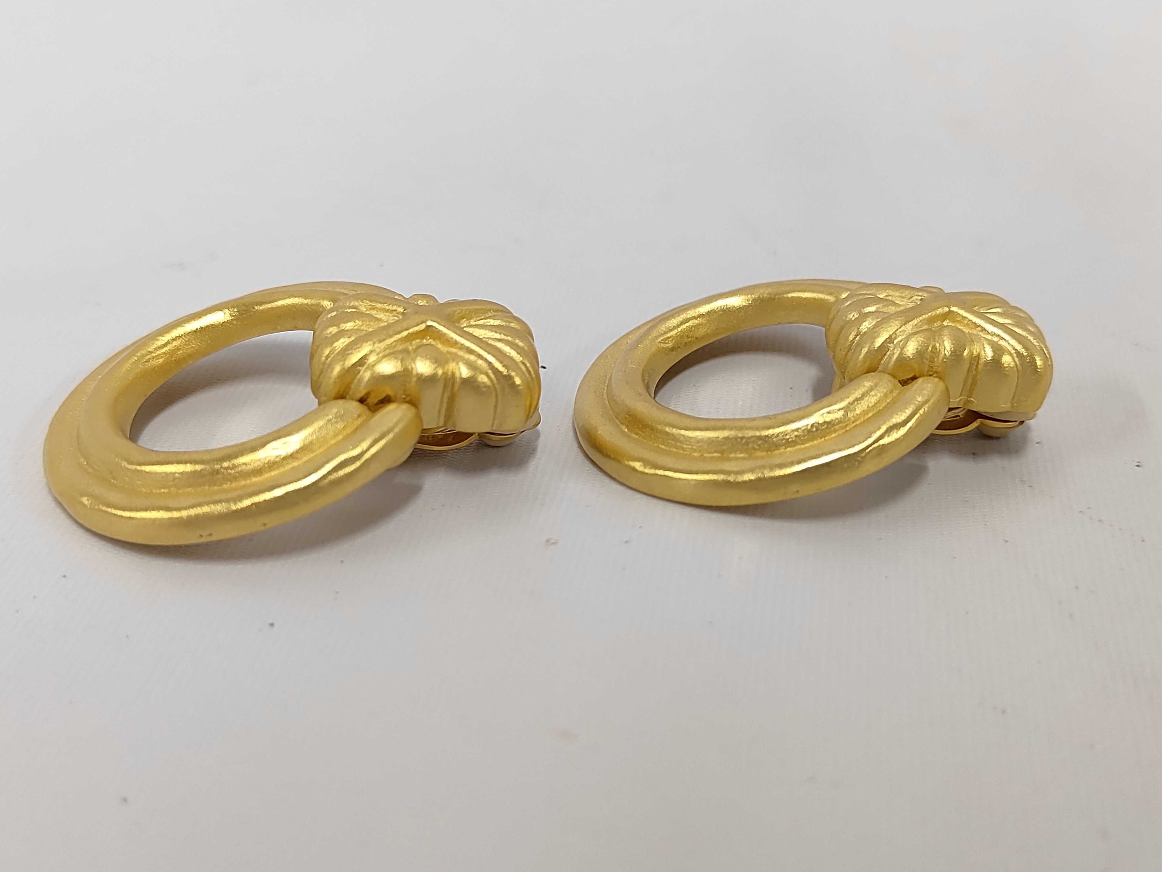 Vintage Door Knocker Gold Earrings — view 3