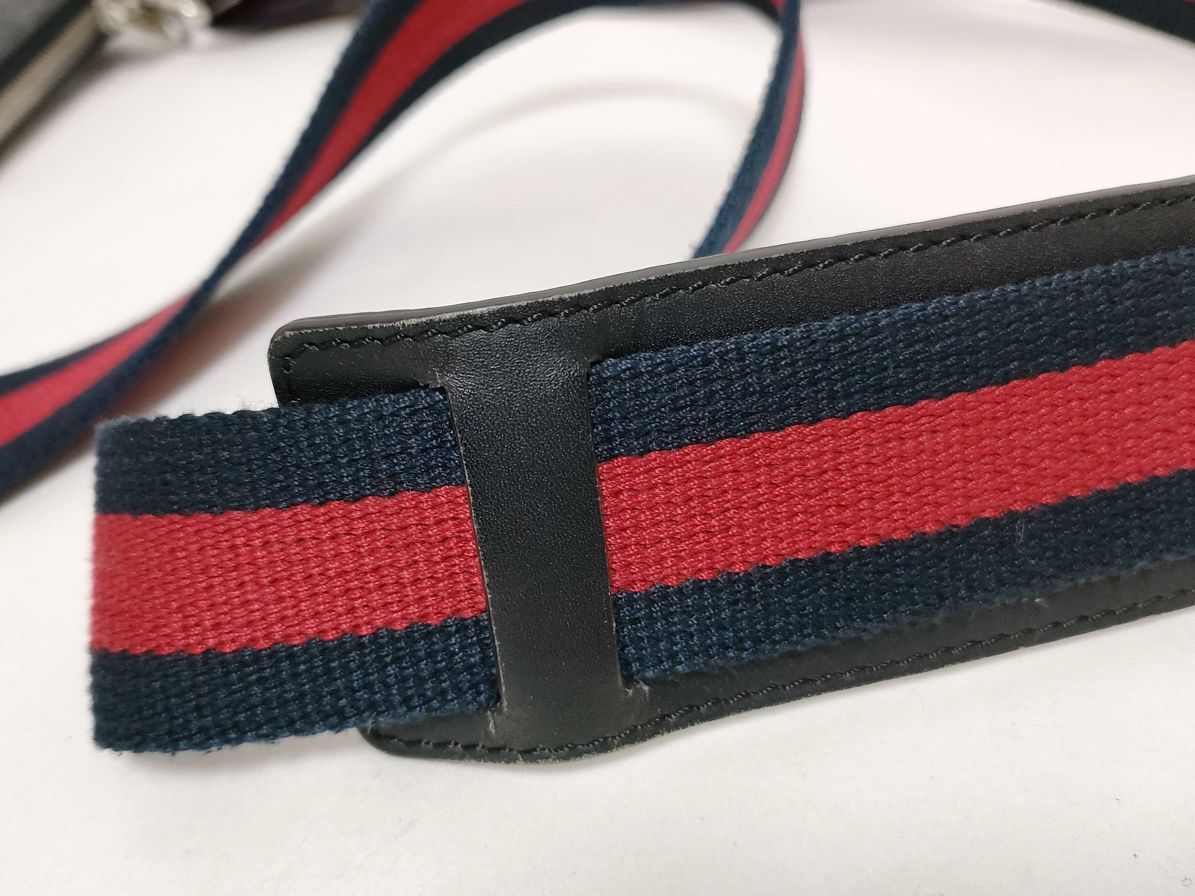 GG Supreme Shoulder Bag — view 4