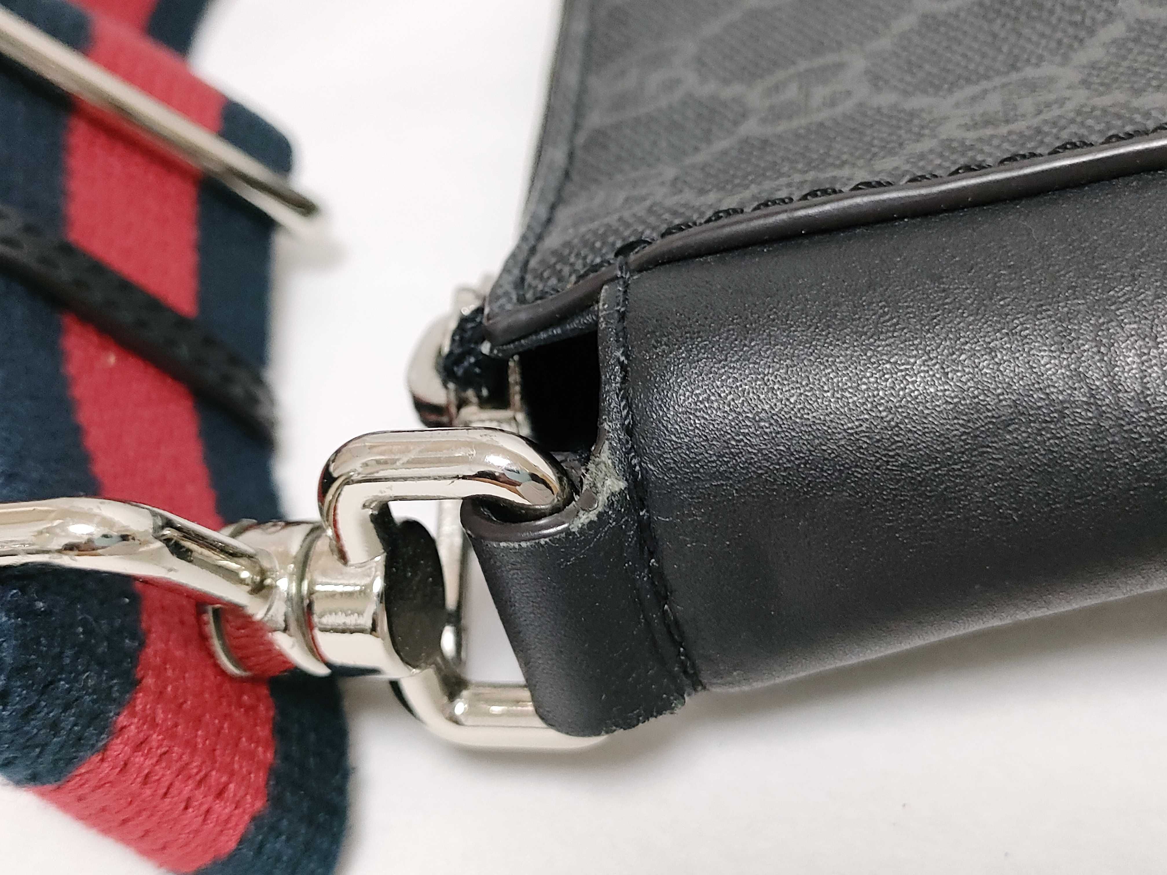 GG Supreme Shoulder Bag — view 5