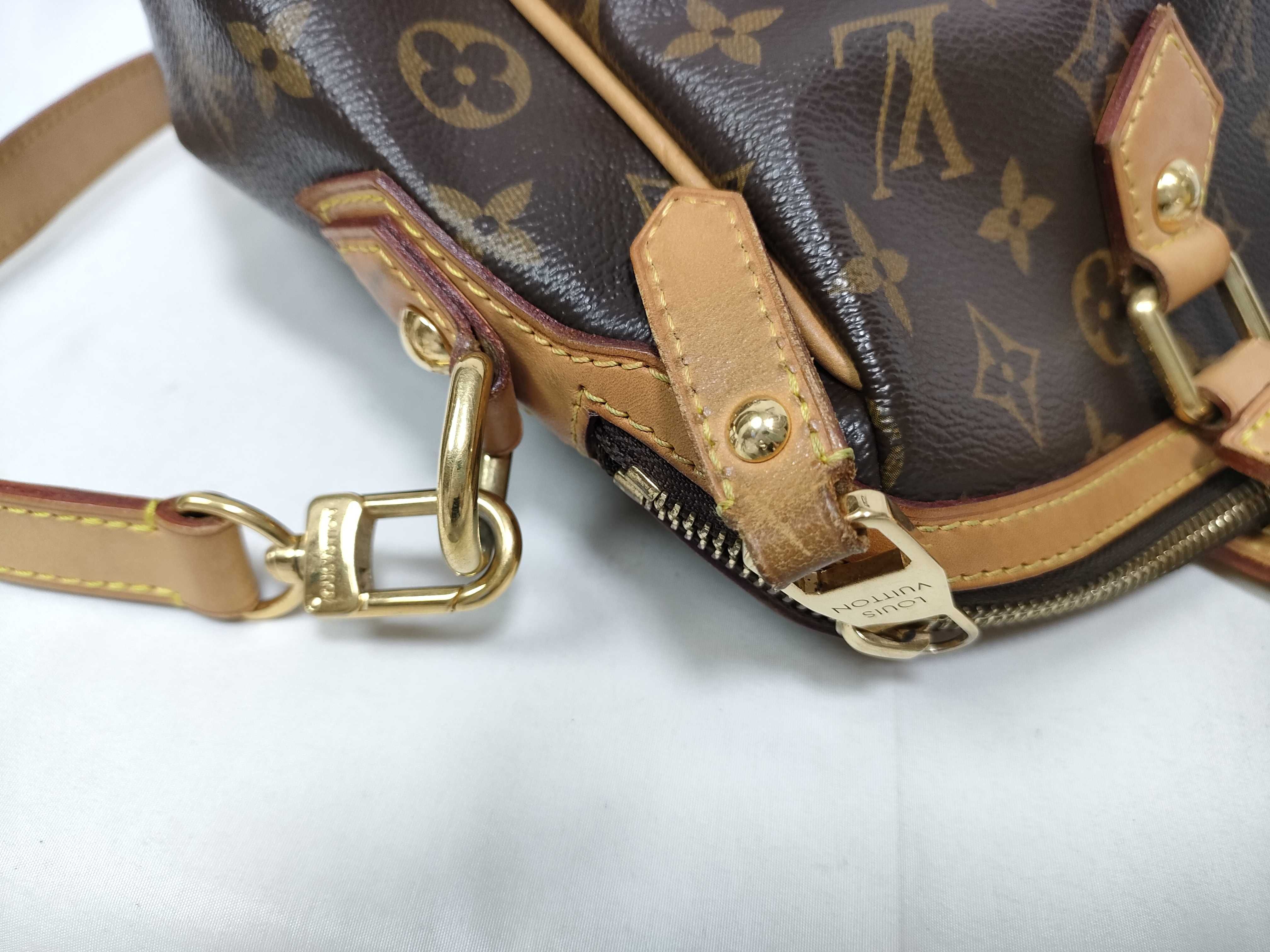 Monogram Louis Vuitton Monogram Hand Shoulder Bag Handbag — view 11