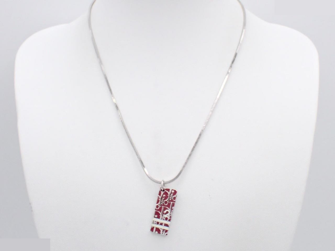 Necklace, neck circumference approximately 42 cm — view 3