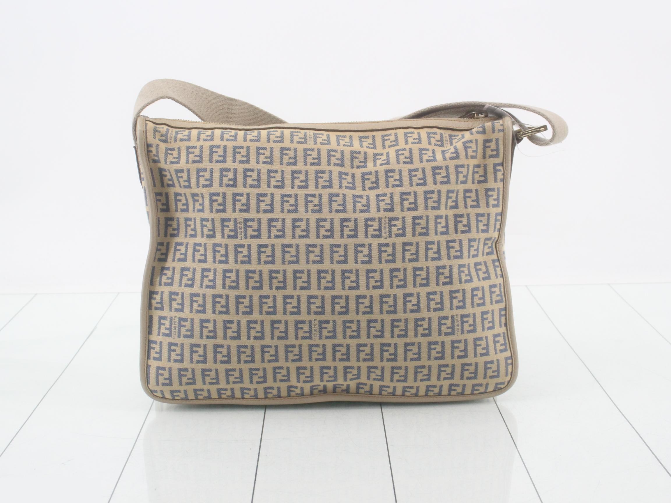 Shoulder bag, beige, W32 H25.5 D10 — view 2