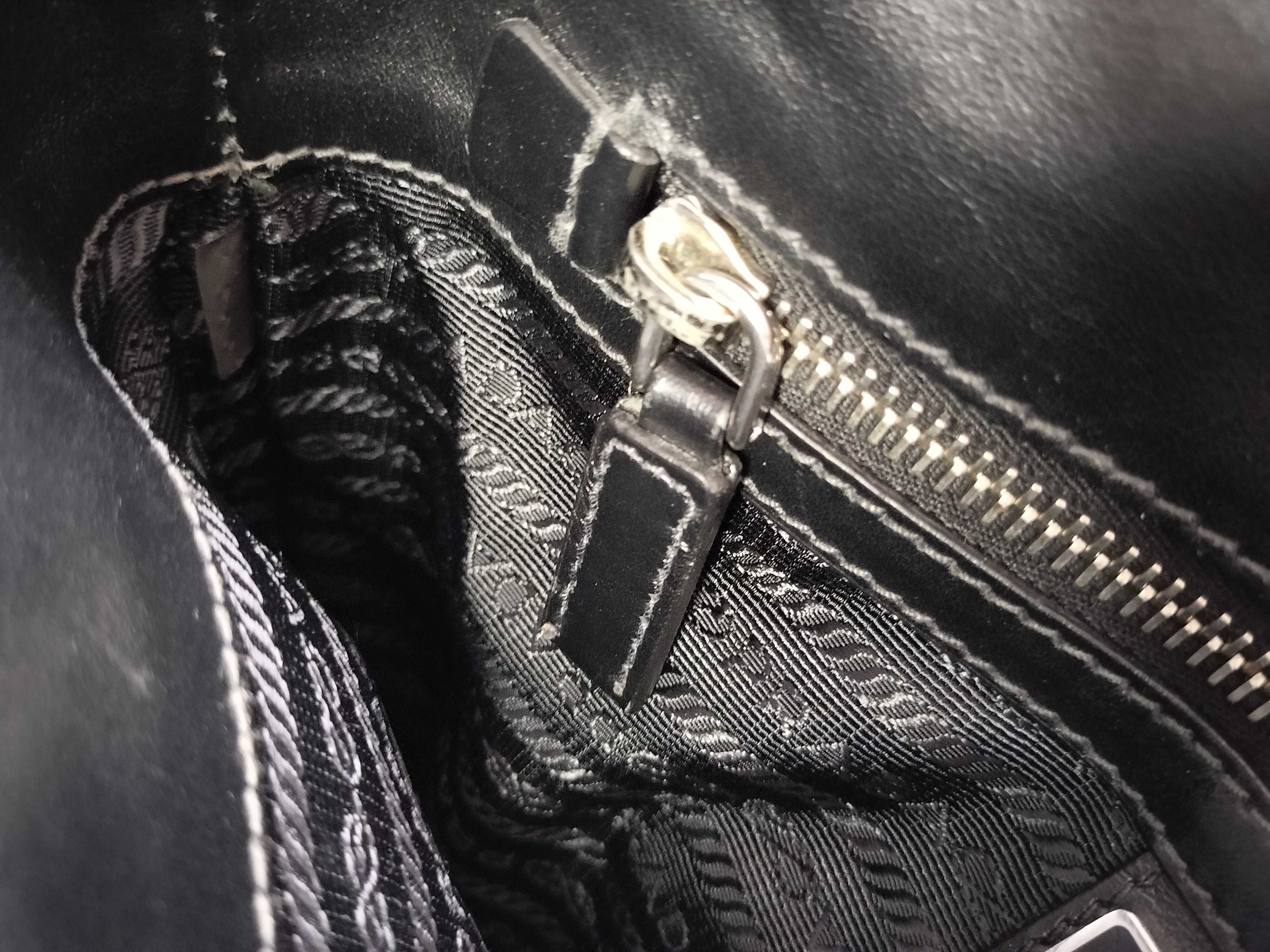 Saffiano Travel Leather Shoulder Bag Black 2VH062 Shoulder Bag — view 12