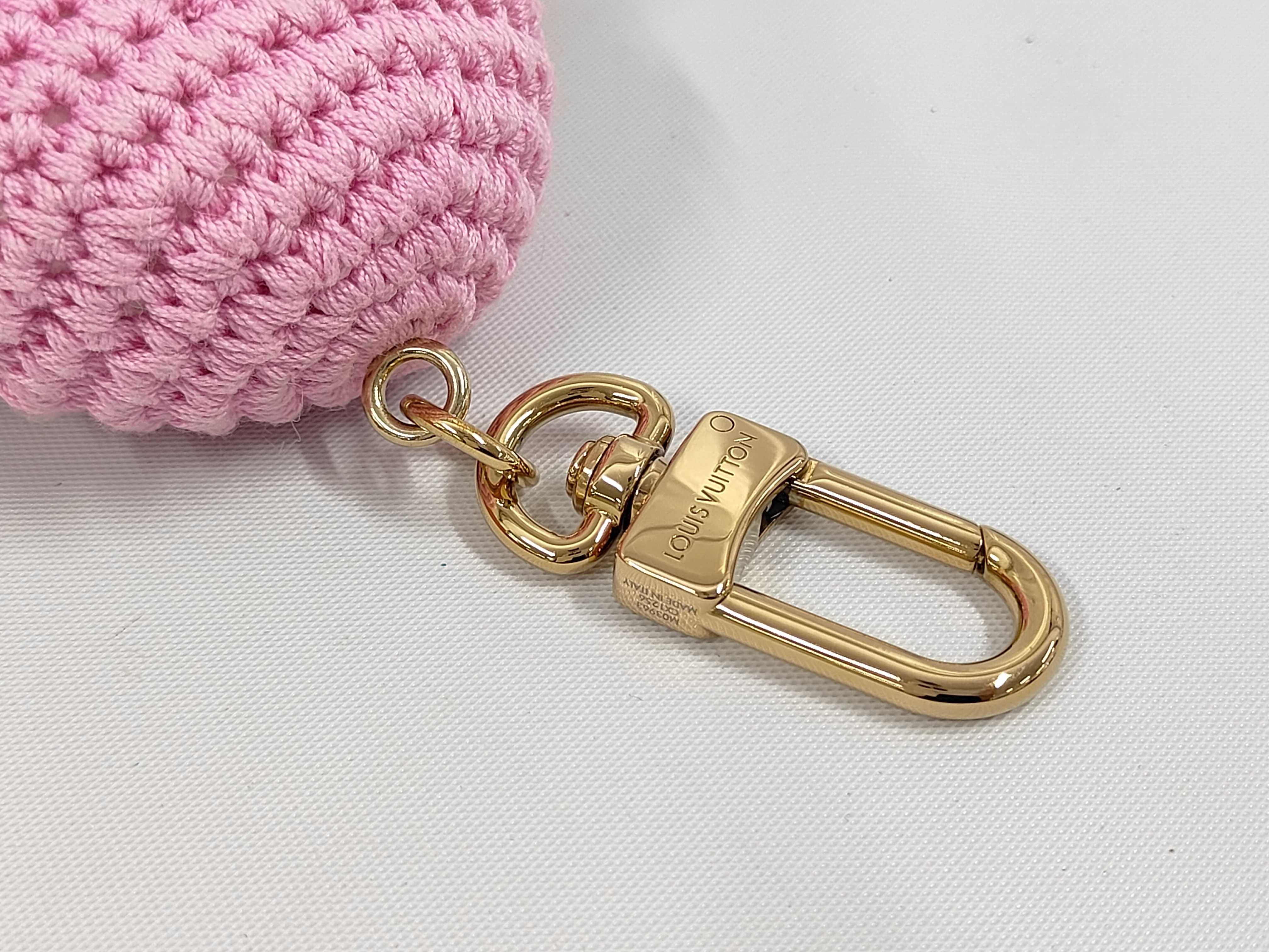 Bag Charm - Vivienne Crochet Pink M03963 Charm — view 6