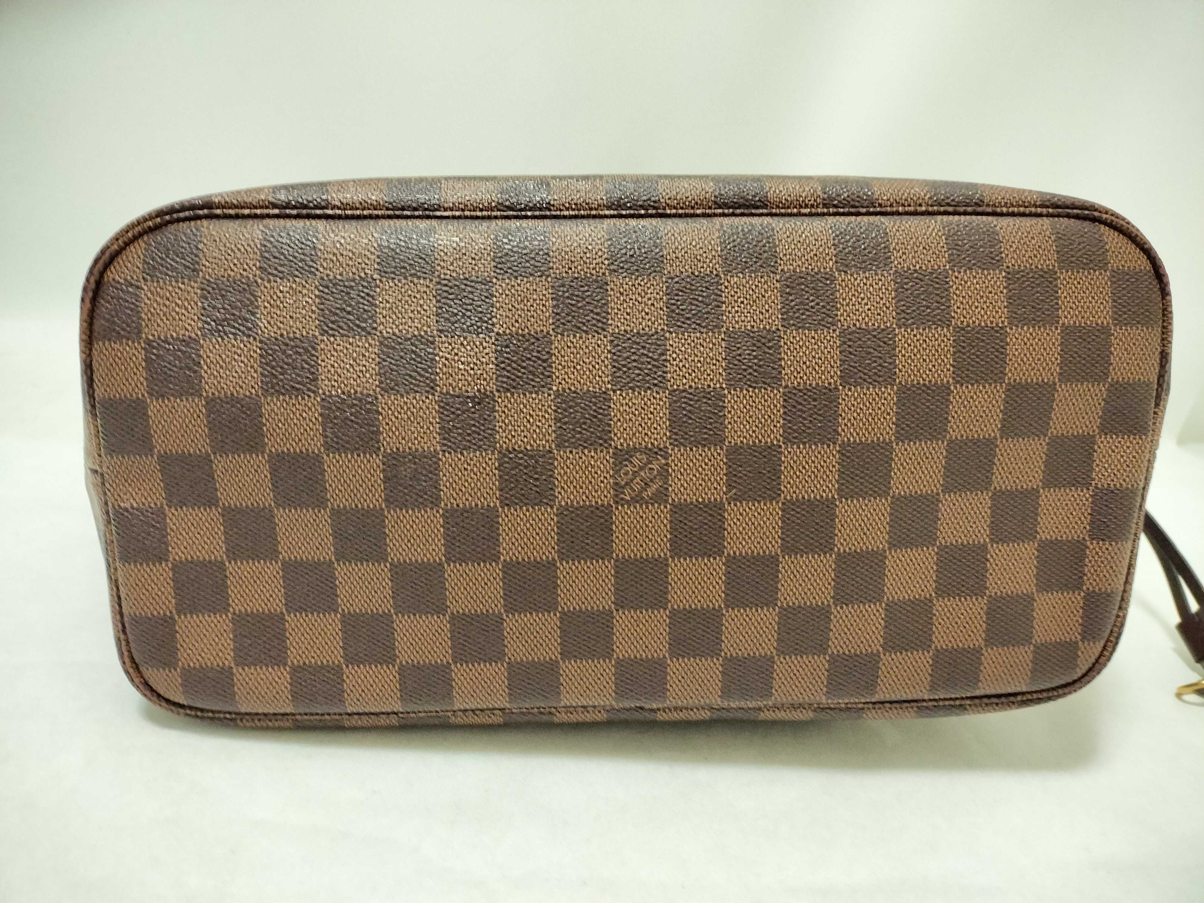 Damier Neverfull Tote Bag with Pouch — view 7