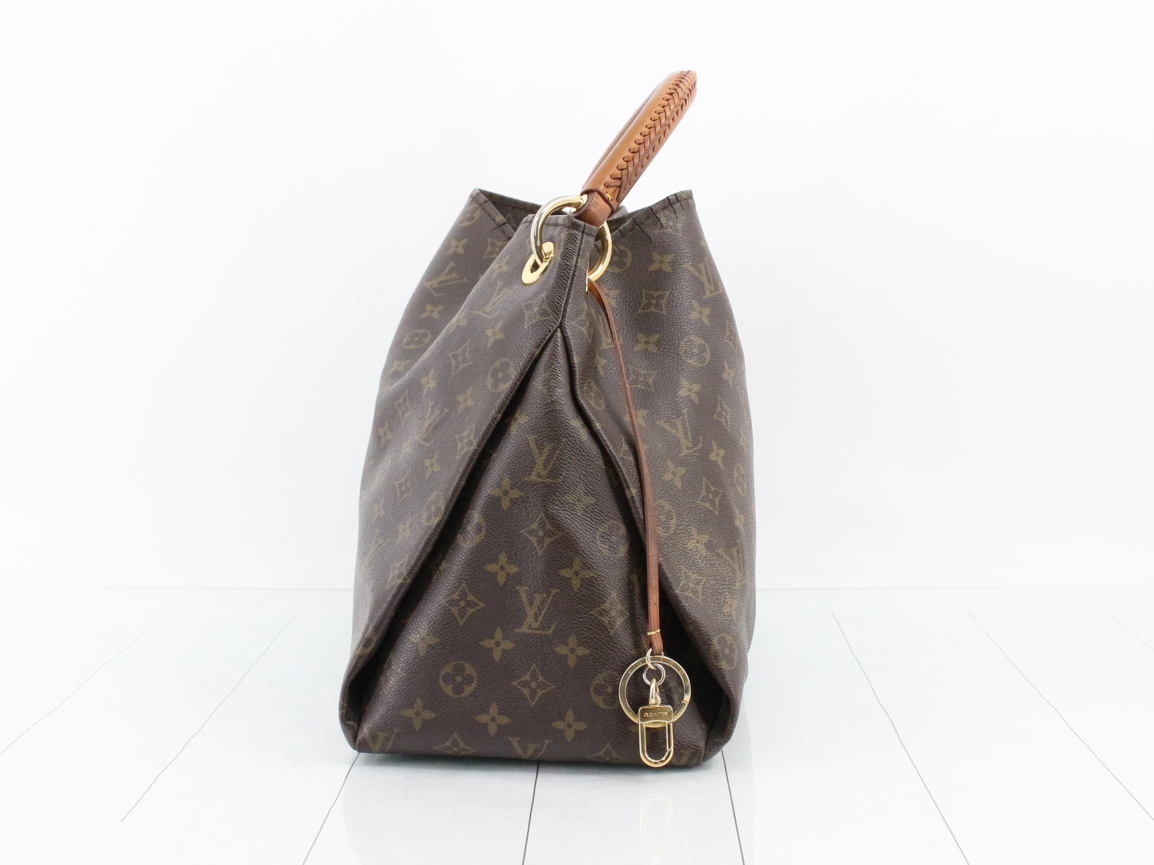 Monogram Artsy MM Shoulder Bag — view 4