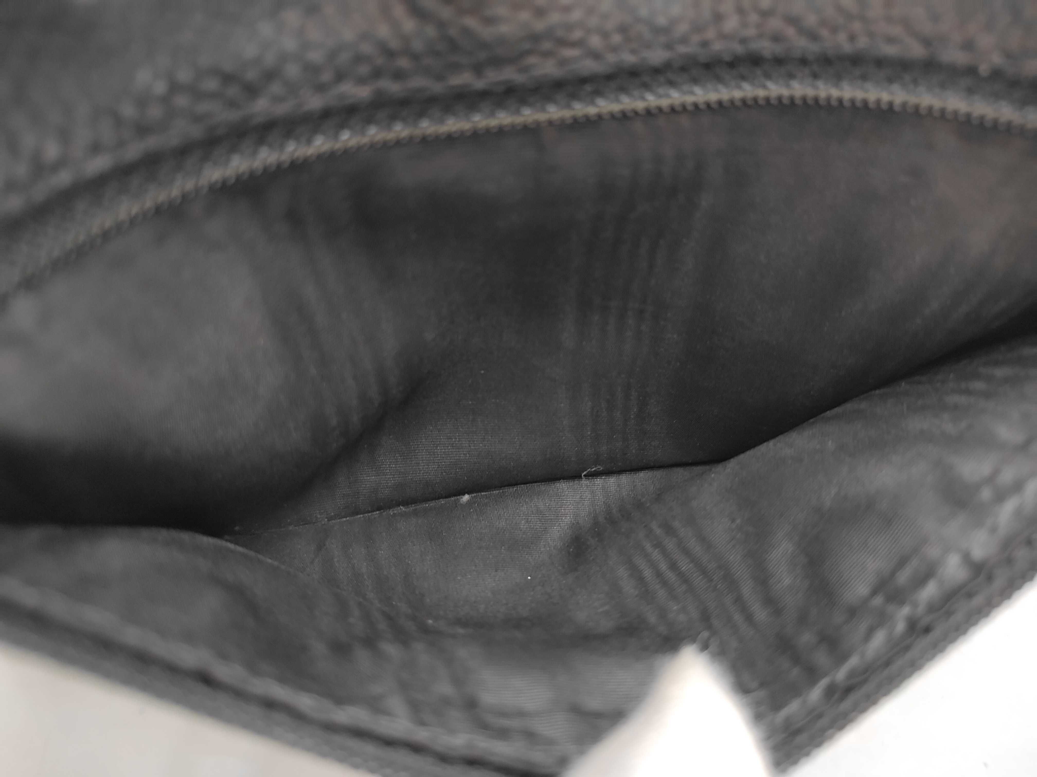 Caviar Skin Coco Mark Long Wallet — view 9