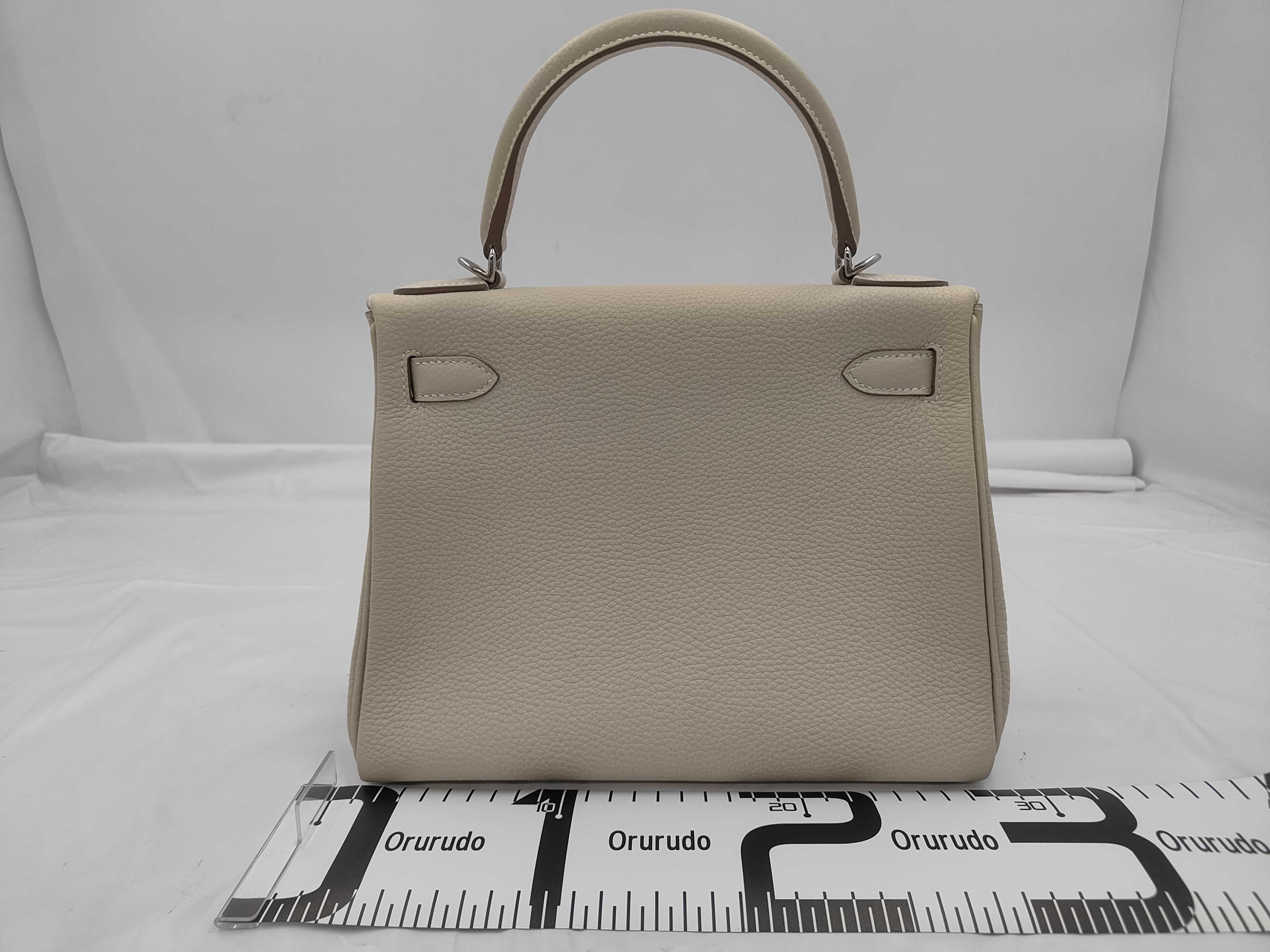 Kelly 28 Togo Leather, Silver Hardware, B Stamp Handbag — view 2