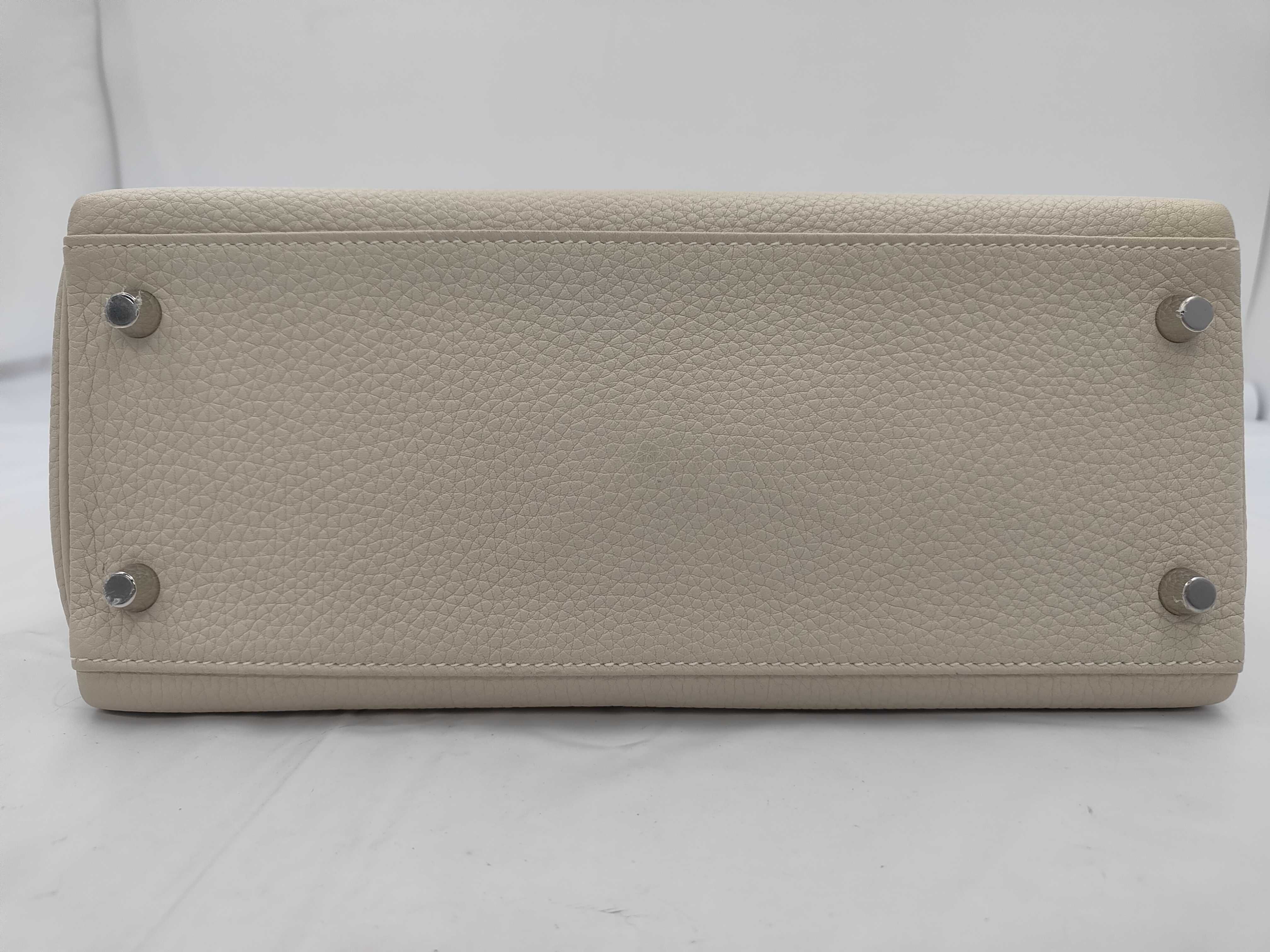 Kelly 28 Togo Leather, Silver Hardware, B Stamp Handbag — view 7
