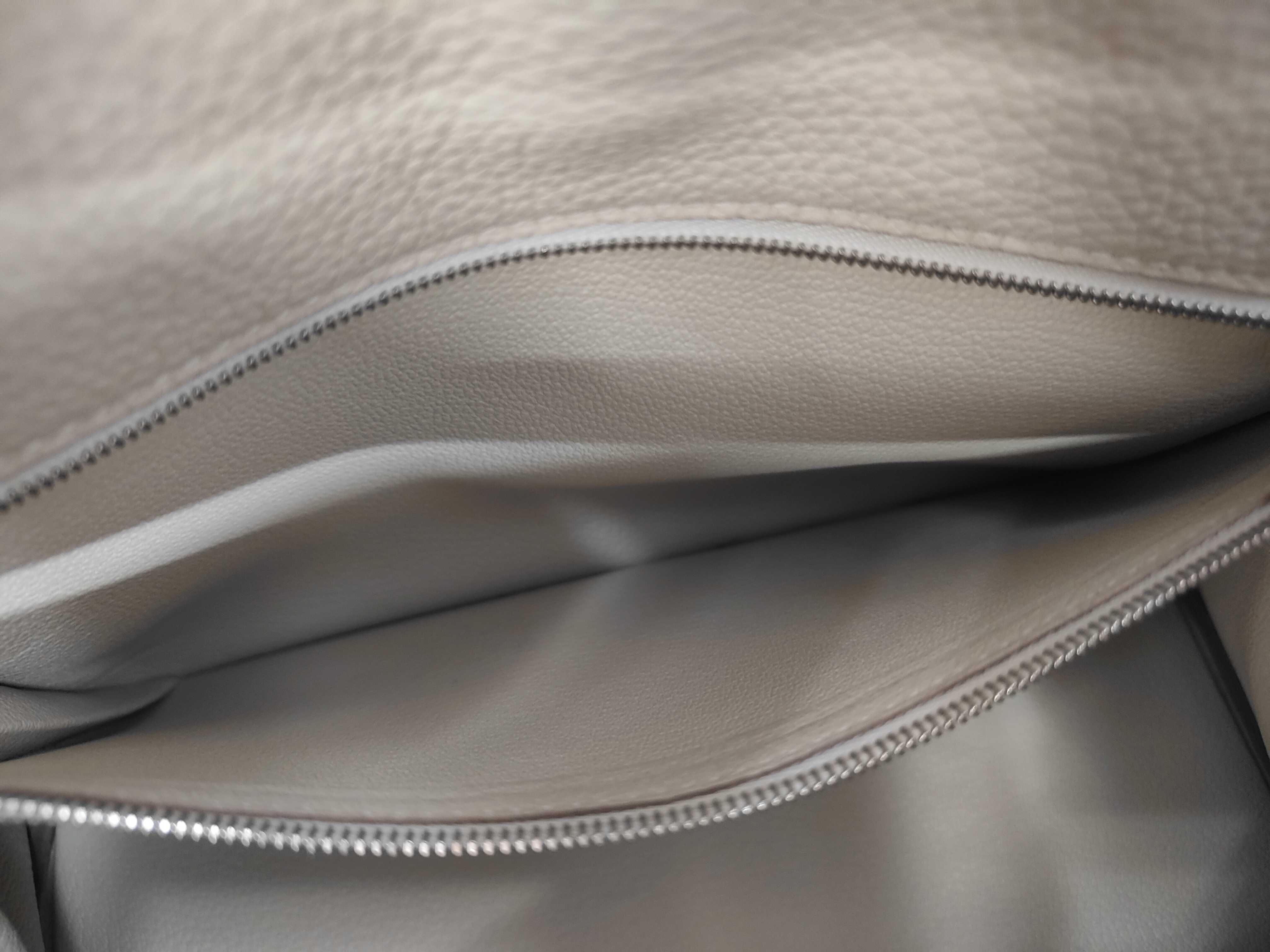 Kelly 28 Togo Leather, Silver Hardware, B Stamp Handbag — view 9
