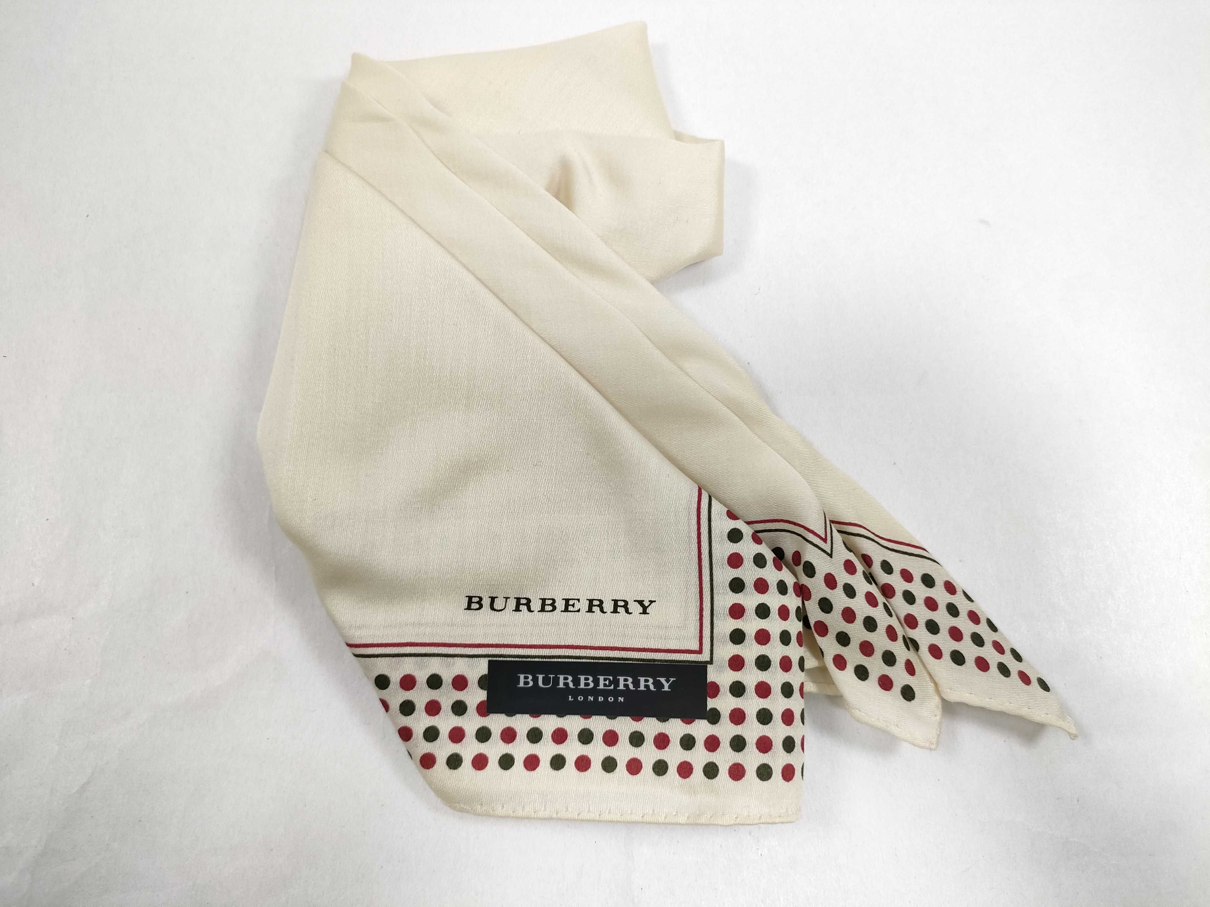 handkerchief, socks, scarf set, and other accessories. — view 5