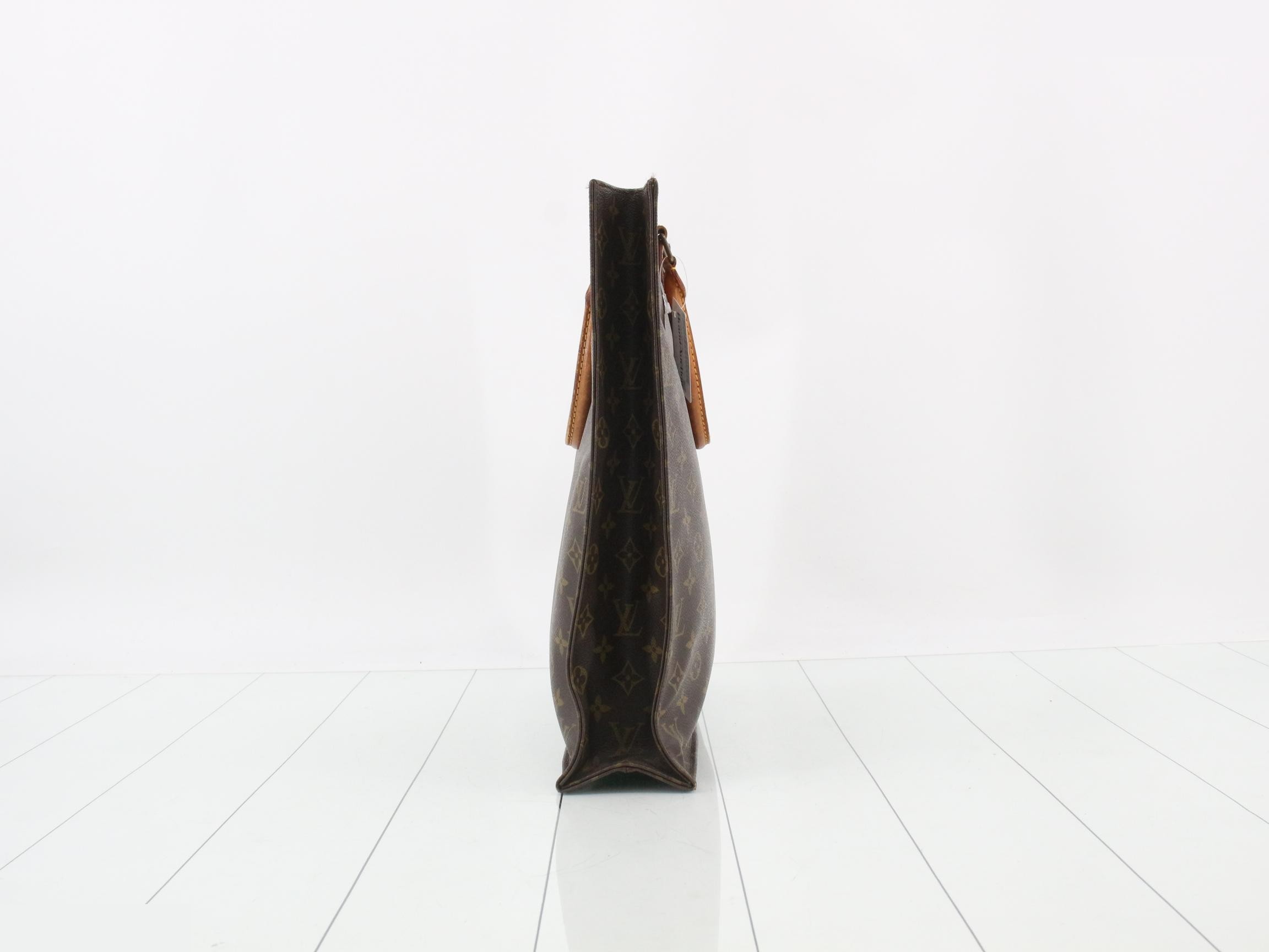 Sac Pla — view 3
