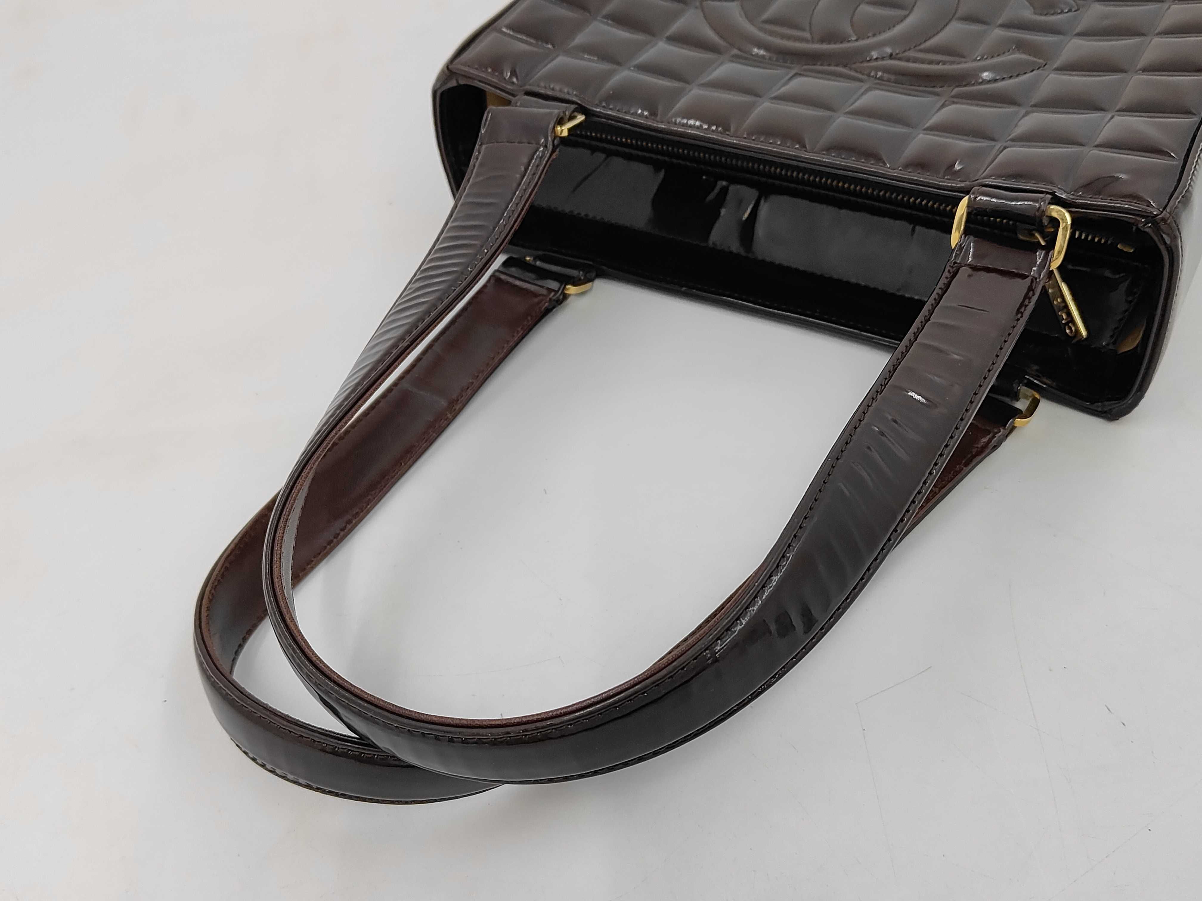 Chocolate Bar / 7641017 / Handbag / Enamel Brown Handbag — view 3