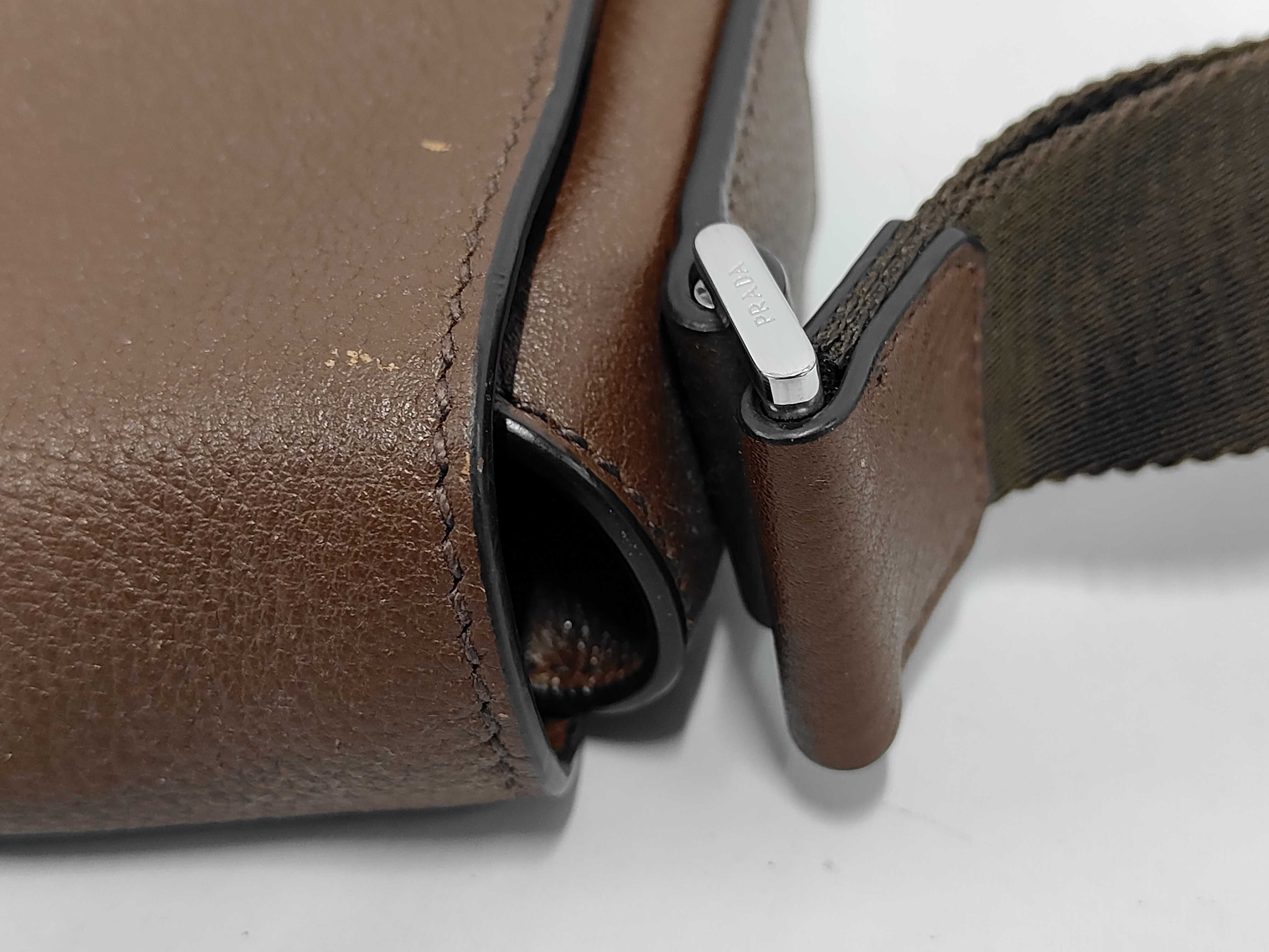 Shoulder Bag Leather Logo Plate Shoulder Bag — view 7