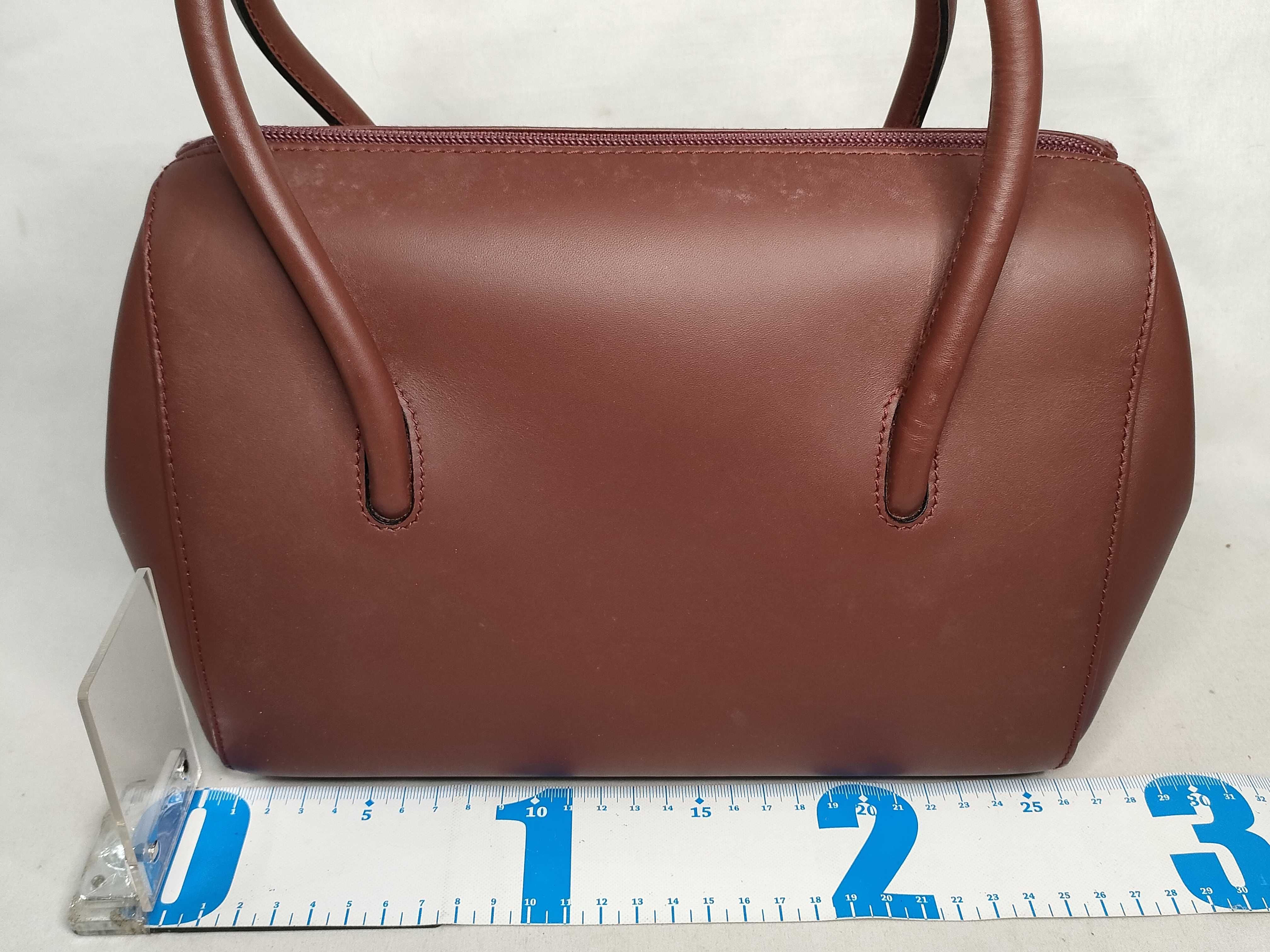 Must Handbag, Must Line Handbag — view 2
