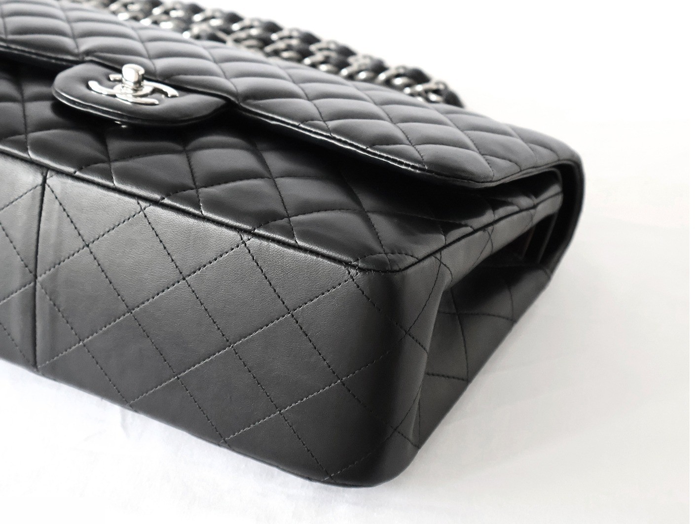 Large Matelassé 30 Lambskin Double Flap Double Chain Shoulder Bag, Black — view 4