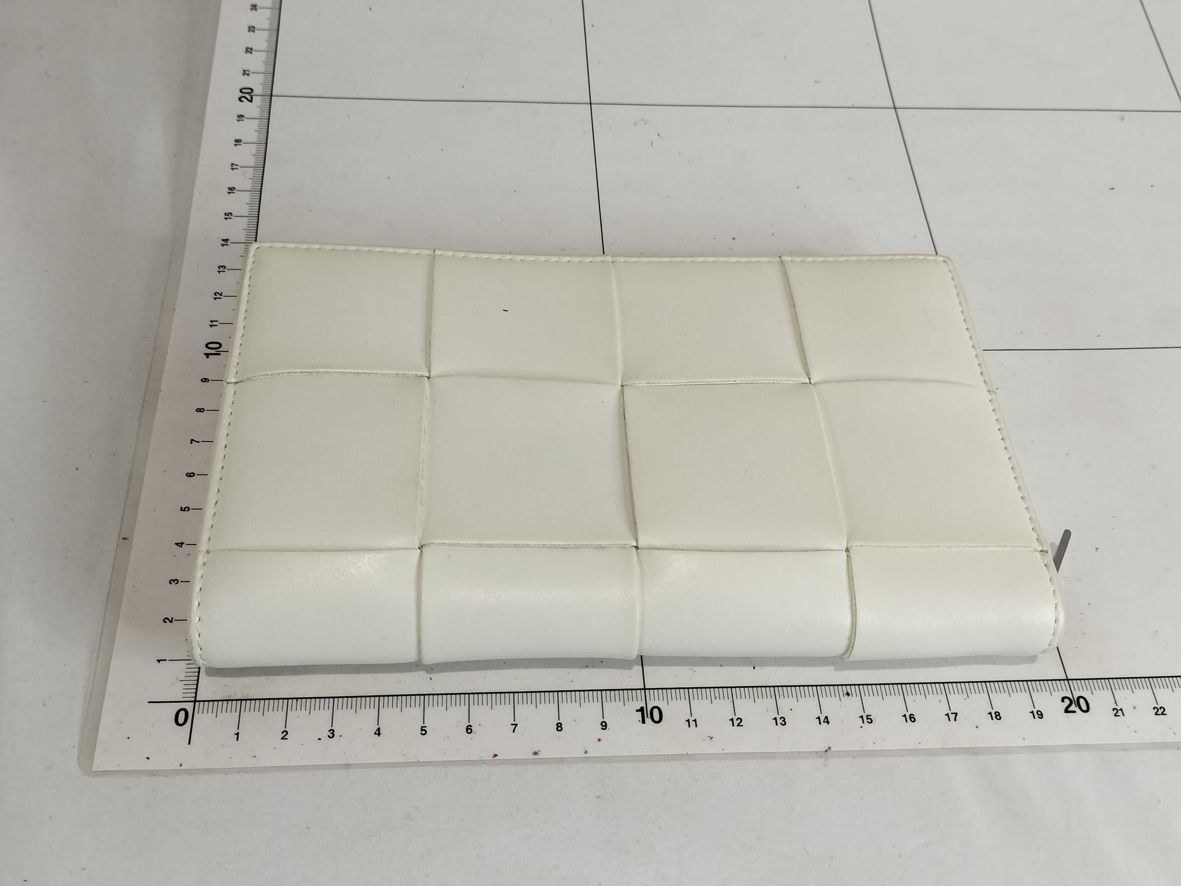Round Zip Long Wallet Maxi Intrecciato Wallet — view 2