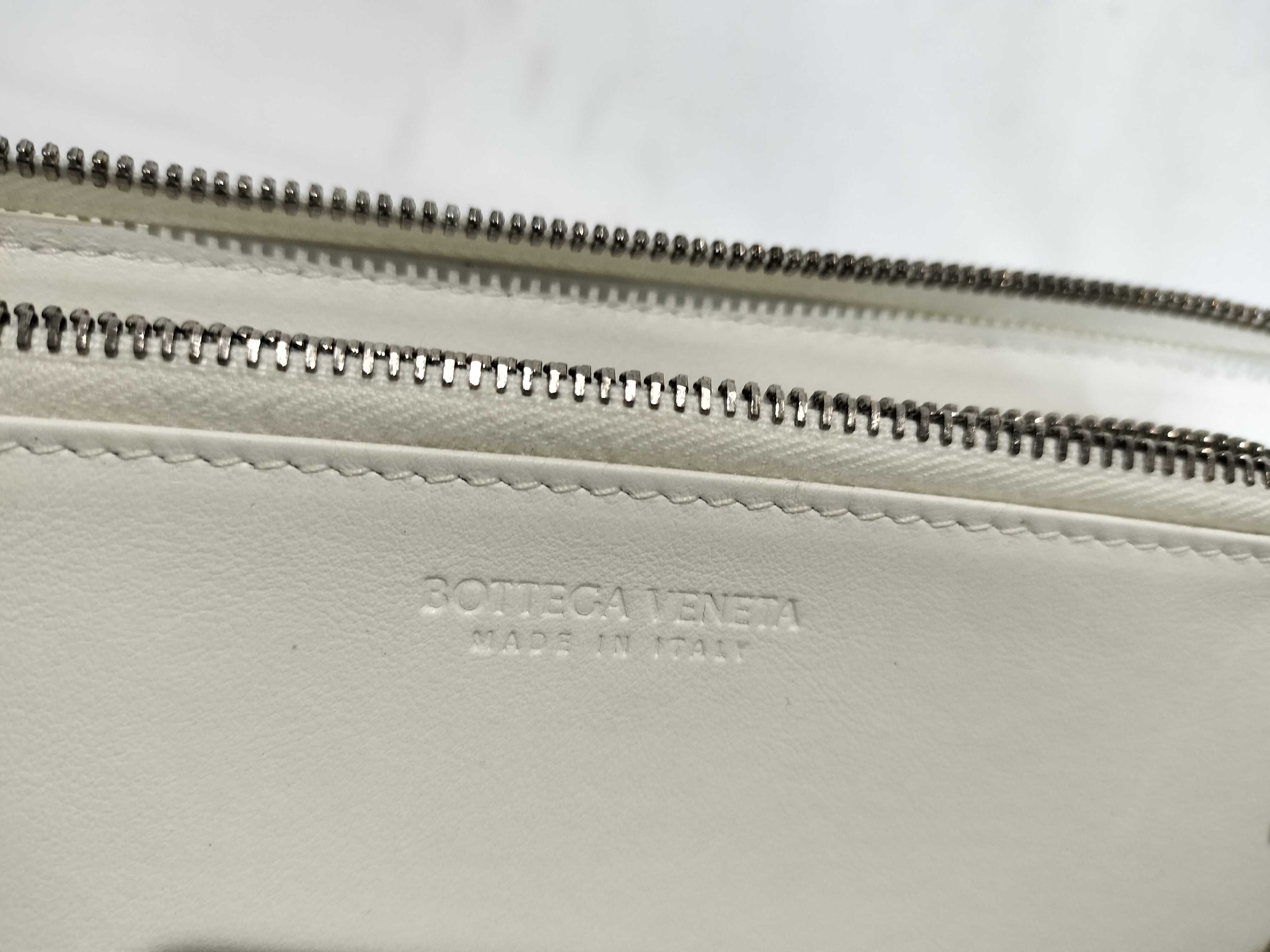 Round Zip Long Wallet Maxi Intrecciato Wallet — view 9