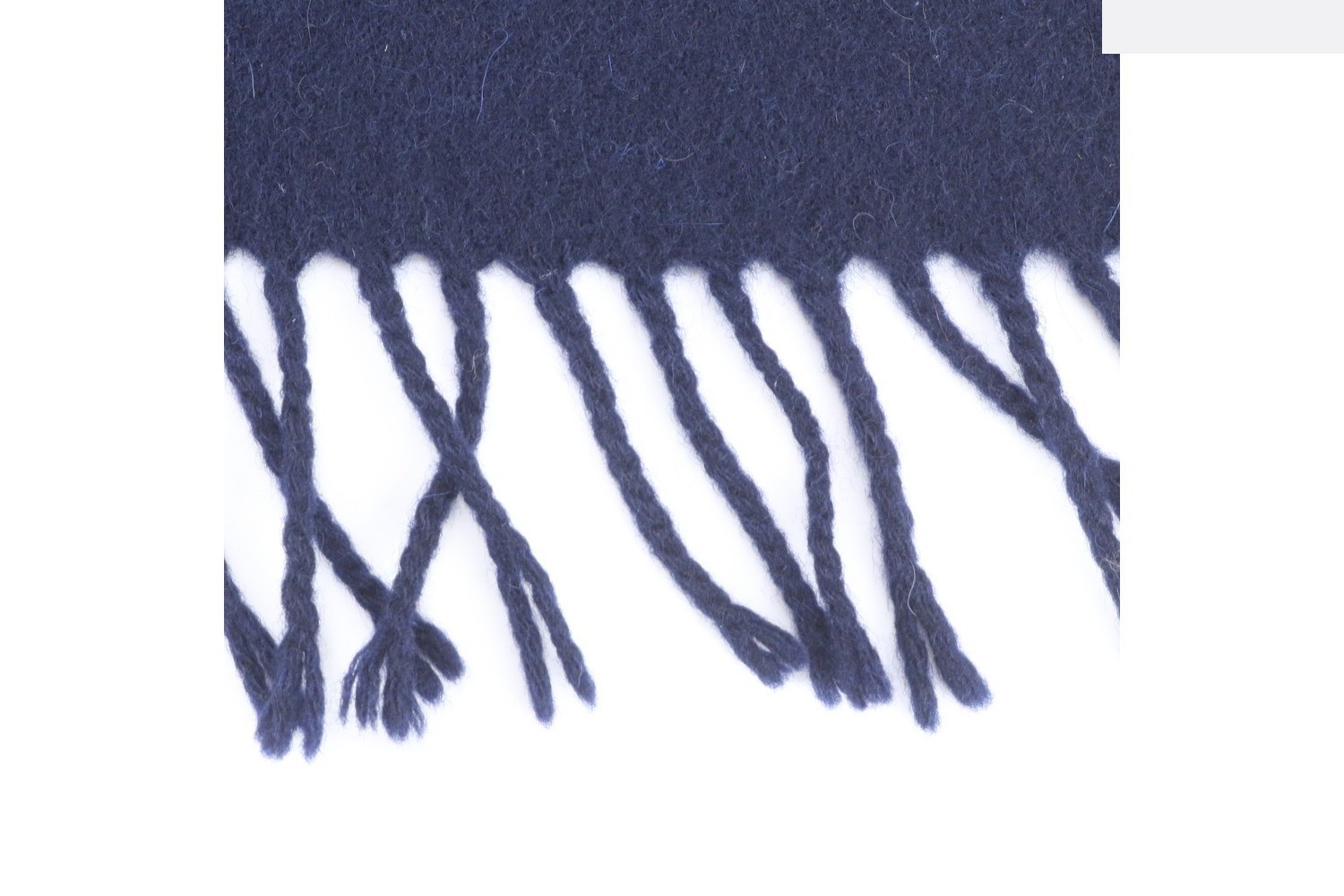Tag attached, 100% cashmere scarf — view 4