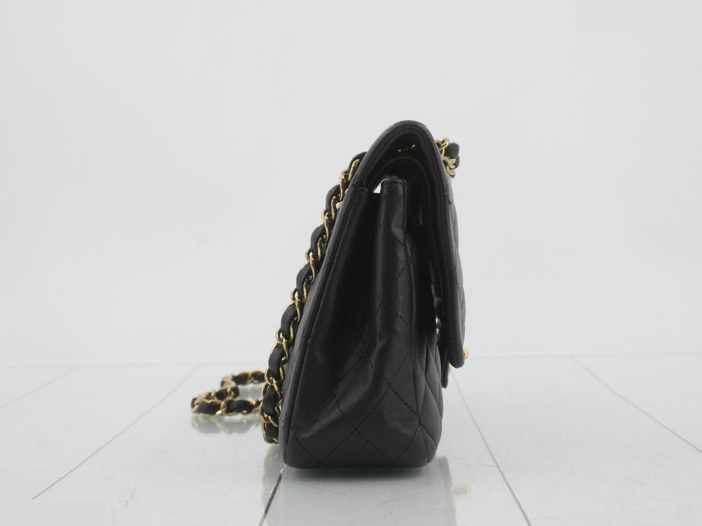 Matelassé Classic Flap Shoulder Bag, Medium, Lambskin — view 4