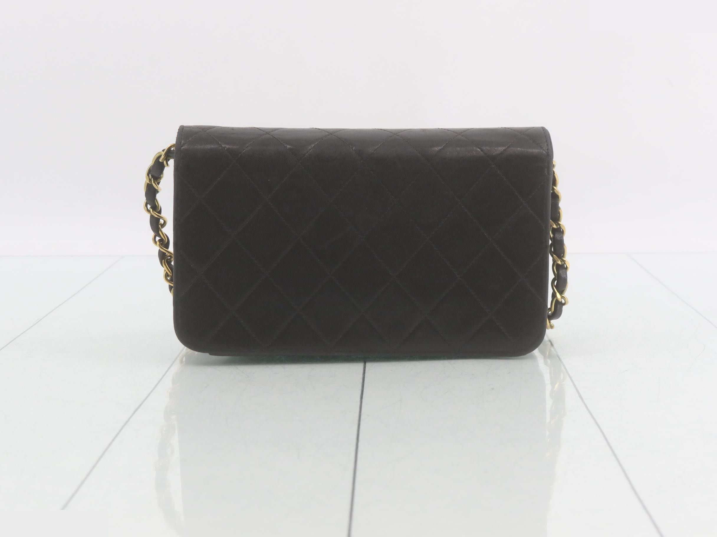 Matelassé Push-Lock Shoulder Bag, Series 3 — view 2