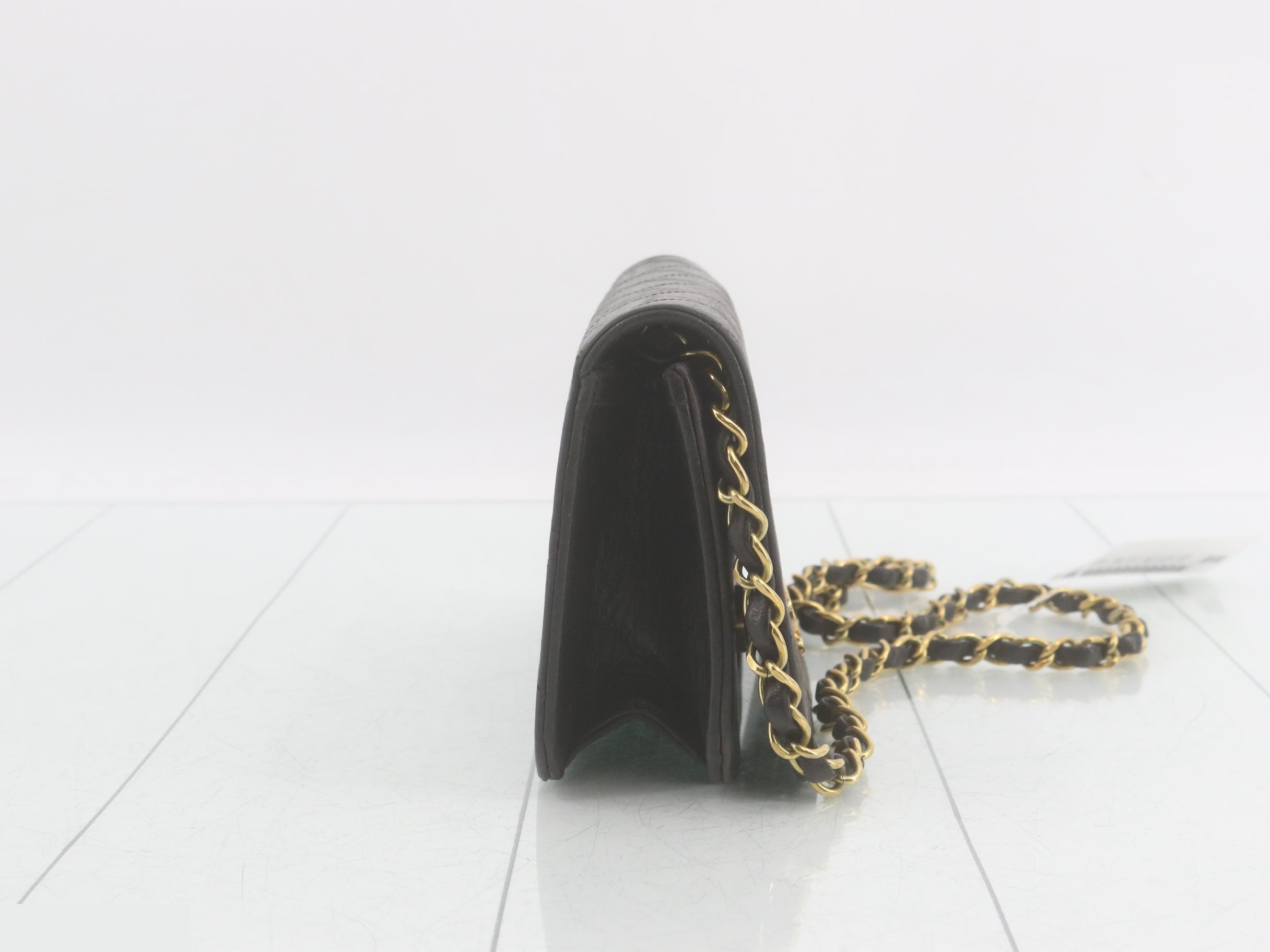 Matelassé Push-Lock Shoulder Bag, Series 3 — view 4