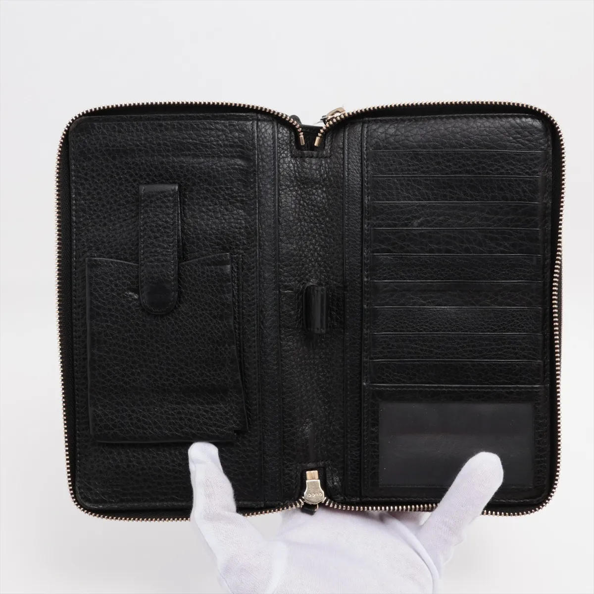 Soho 336286 Leather Round Zip Wallet Black Organizer — view 3