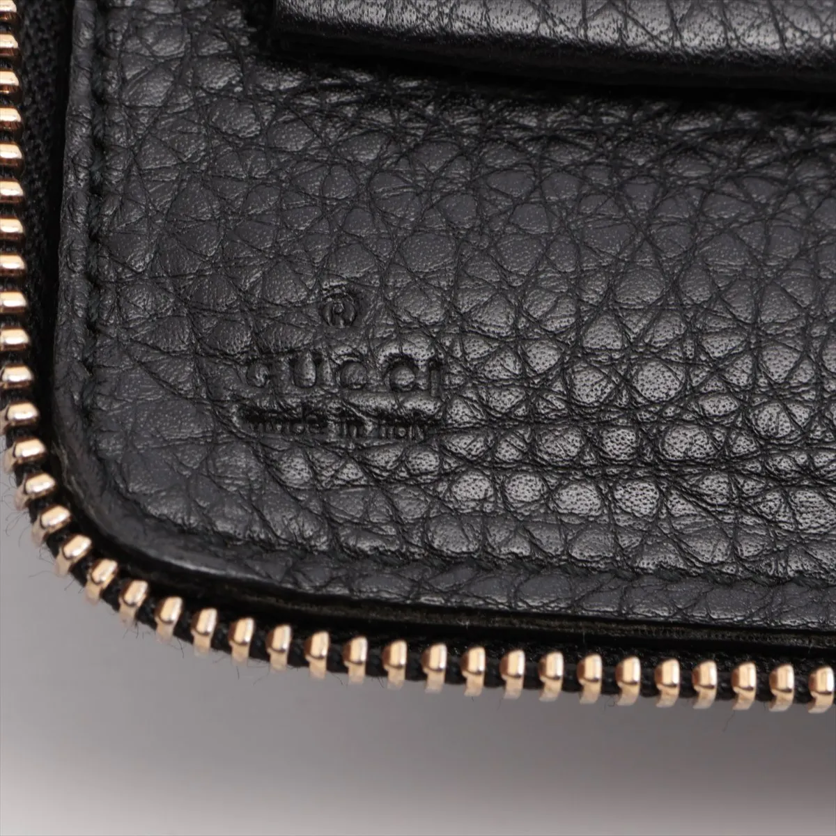 Soho 336286 Leather Round Zip Wallet Black Organizer — view 10