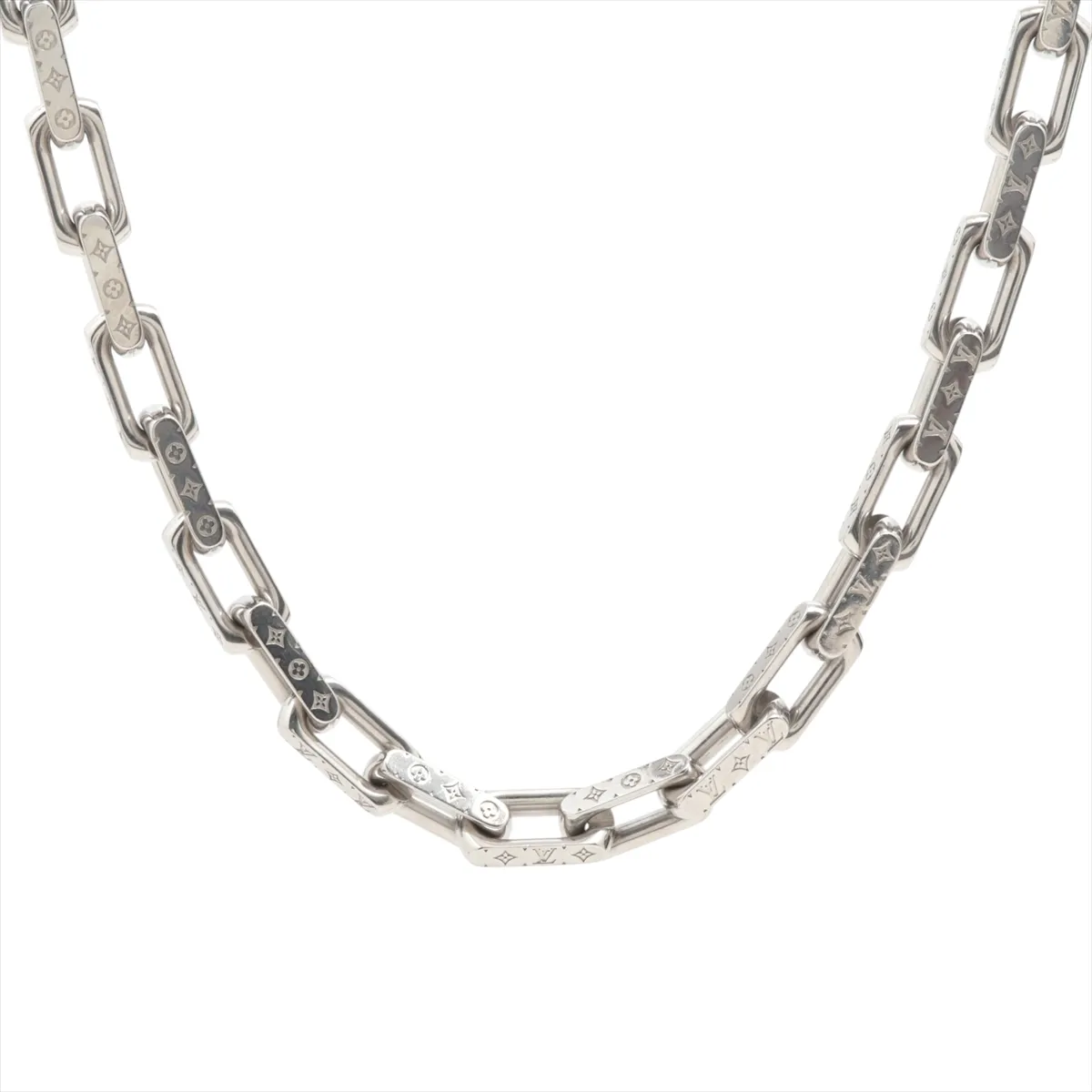 M00307 Collier Chain Monogram LE0233 Necklace, Metal, Silver, with dents,