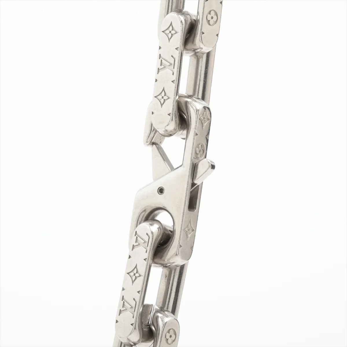 M00307 Collier Chain Monogram LE0233 Necklace, Metal, Silver, with dents, — view 3