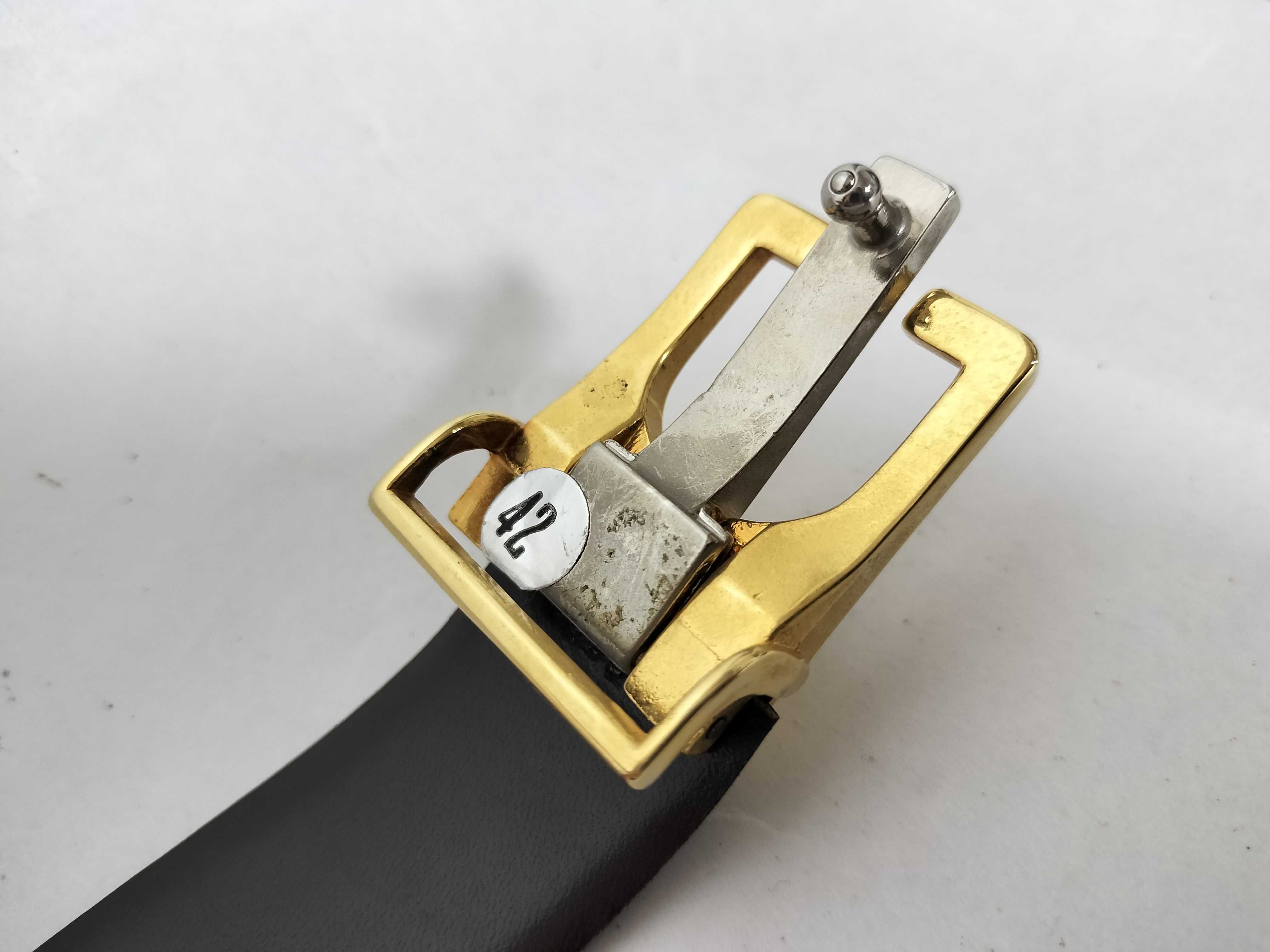 leather belt. — view 6