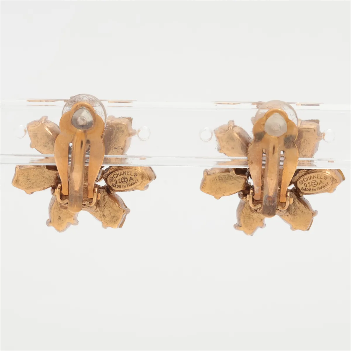 Coco Mark Flower 02A Earrings (Pair) GP x Rhinestone Gold — view 2