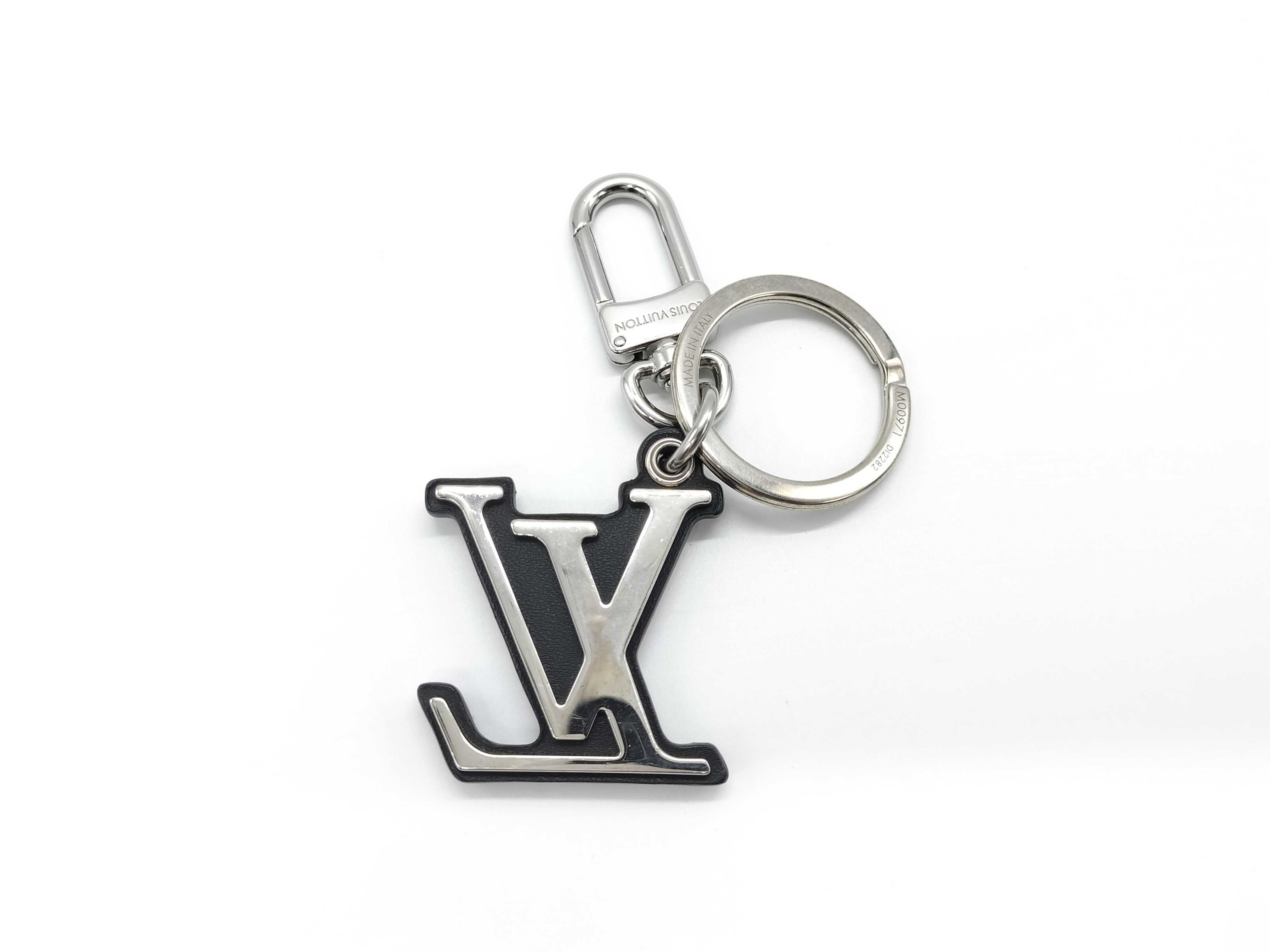 M00971 Porte Clés LV Classic Key Case — view 3