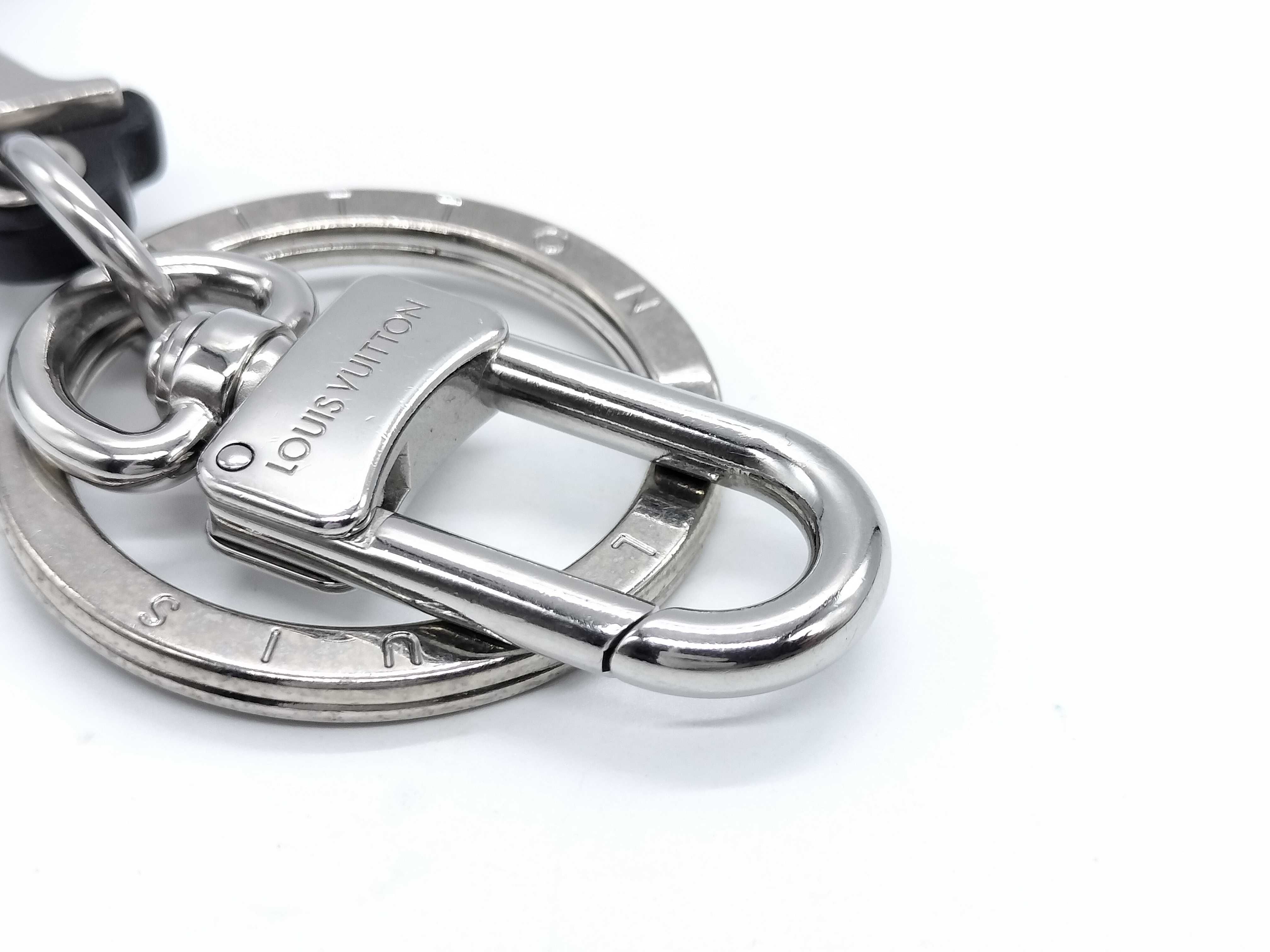 M00971 Porte Clés LV Classic Key Case — view 4