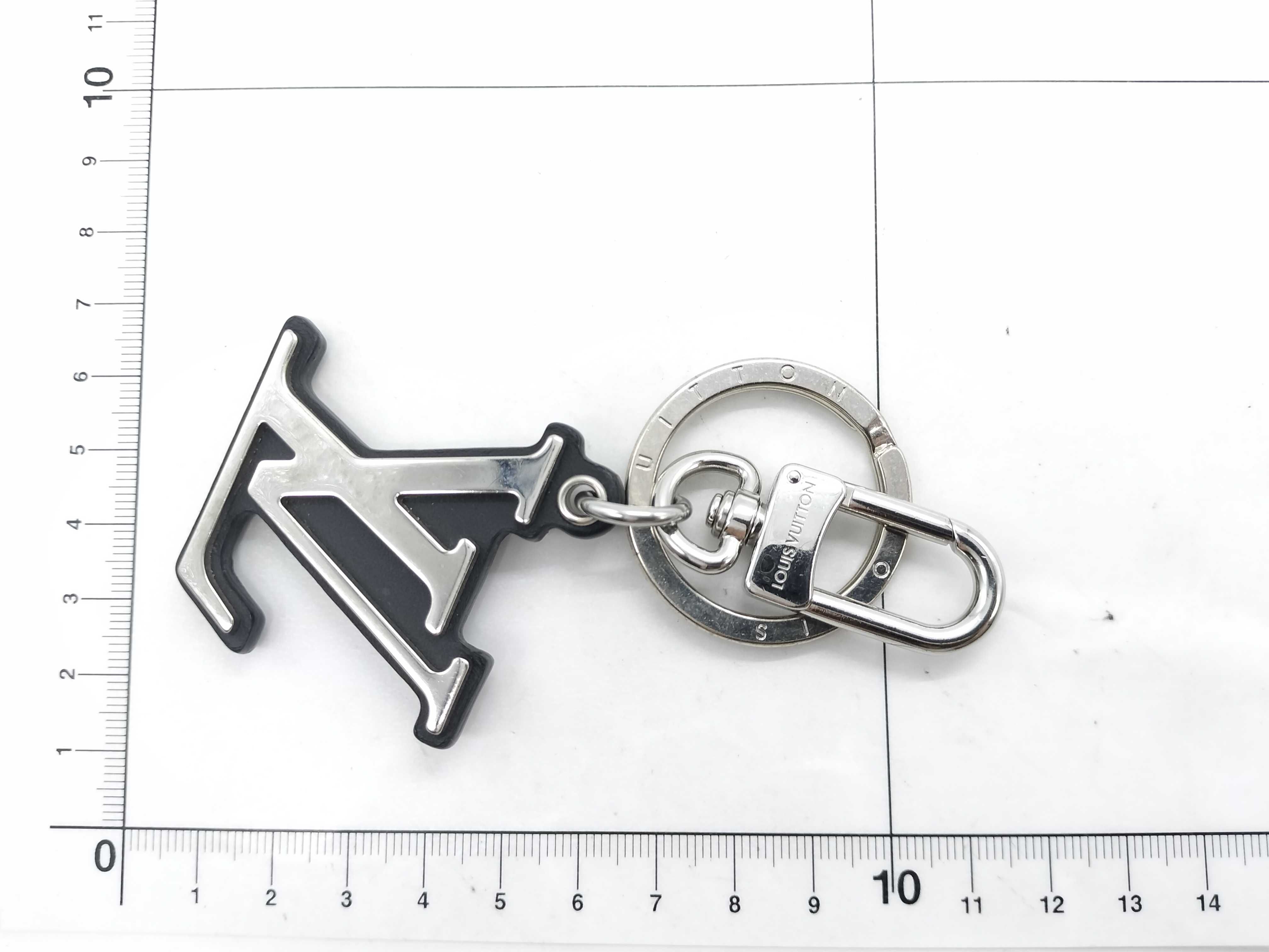 M00971 Porte Clés LV Classic Key Case — view 8