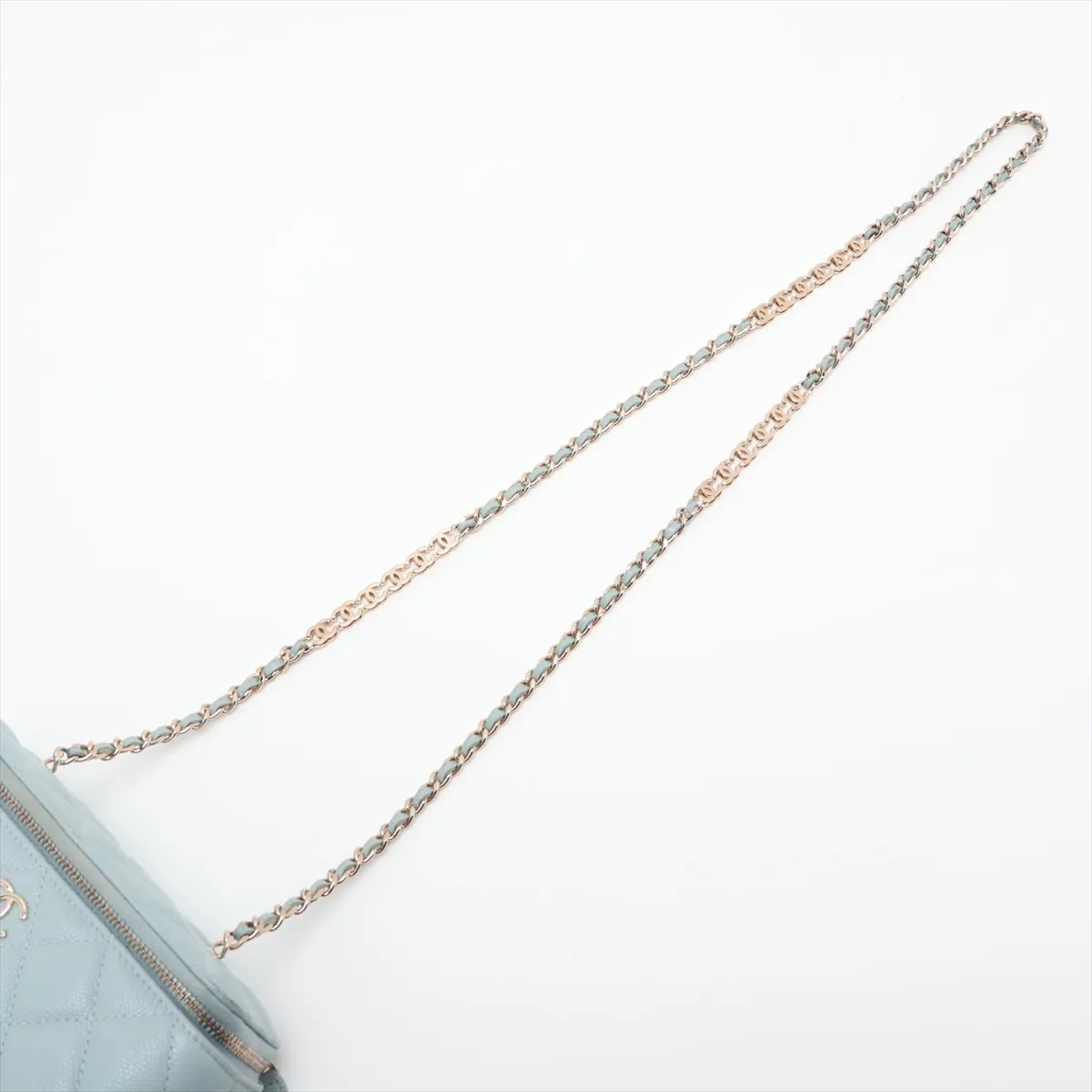 Matelassé Caviar Skin Chain Shoulder Bag Vanity Case Blue Gold Hardware 31931378 (Serial Number 31) — view 5