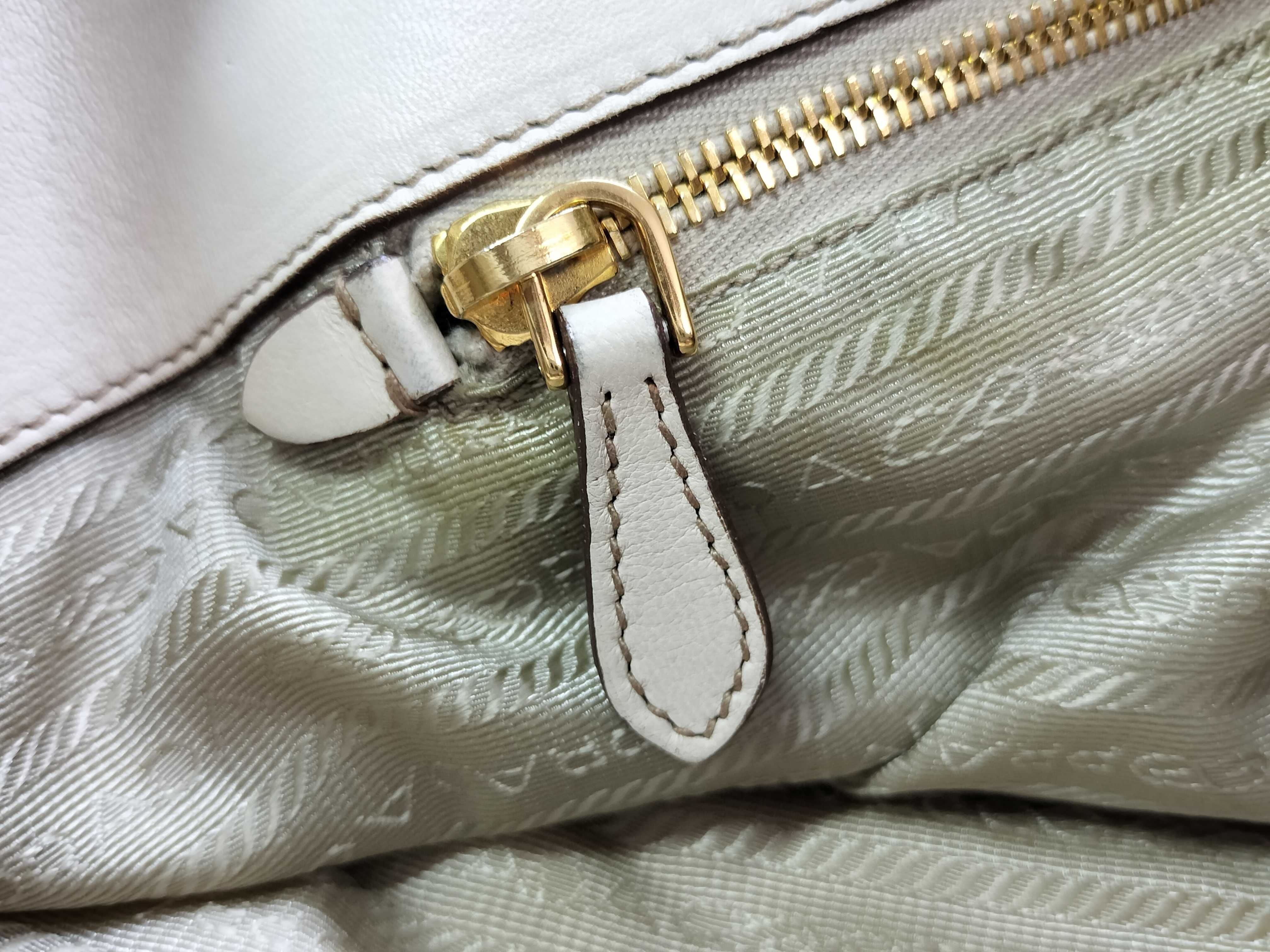 Leather Handbag Gathered Tote Bag — view 11