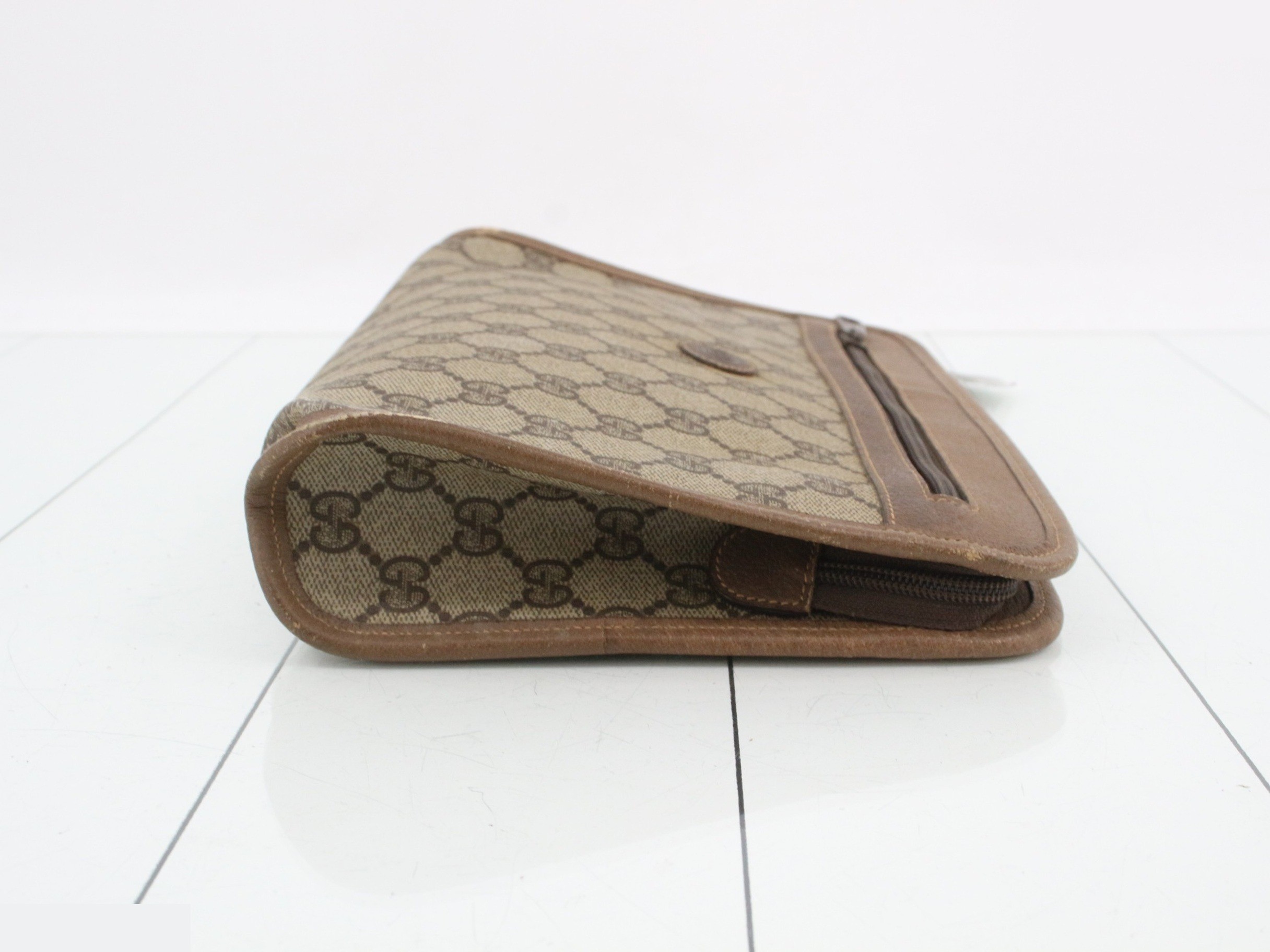 GG Supreme Leather Second Bag — view 3