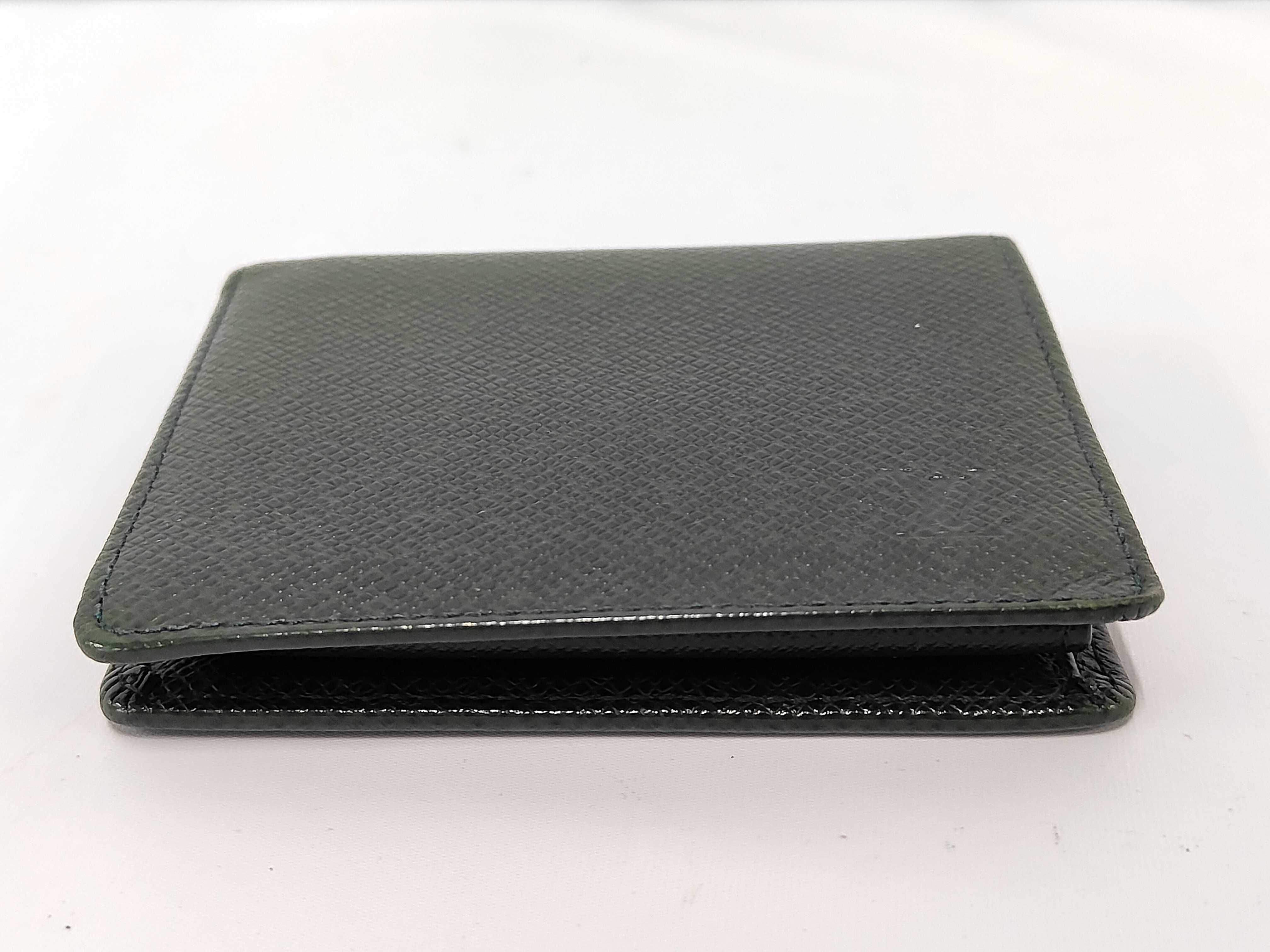 Taiga M30456 Cartes Crédit Compact Bi-fold Wallet Khaki — view 3