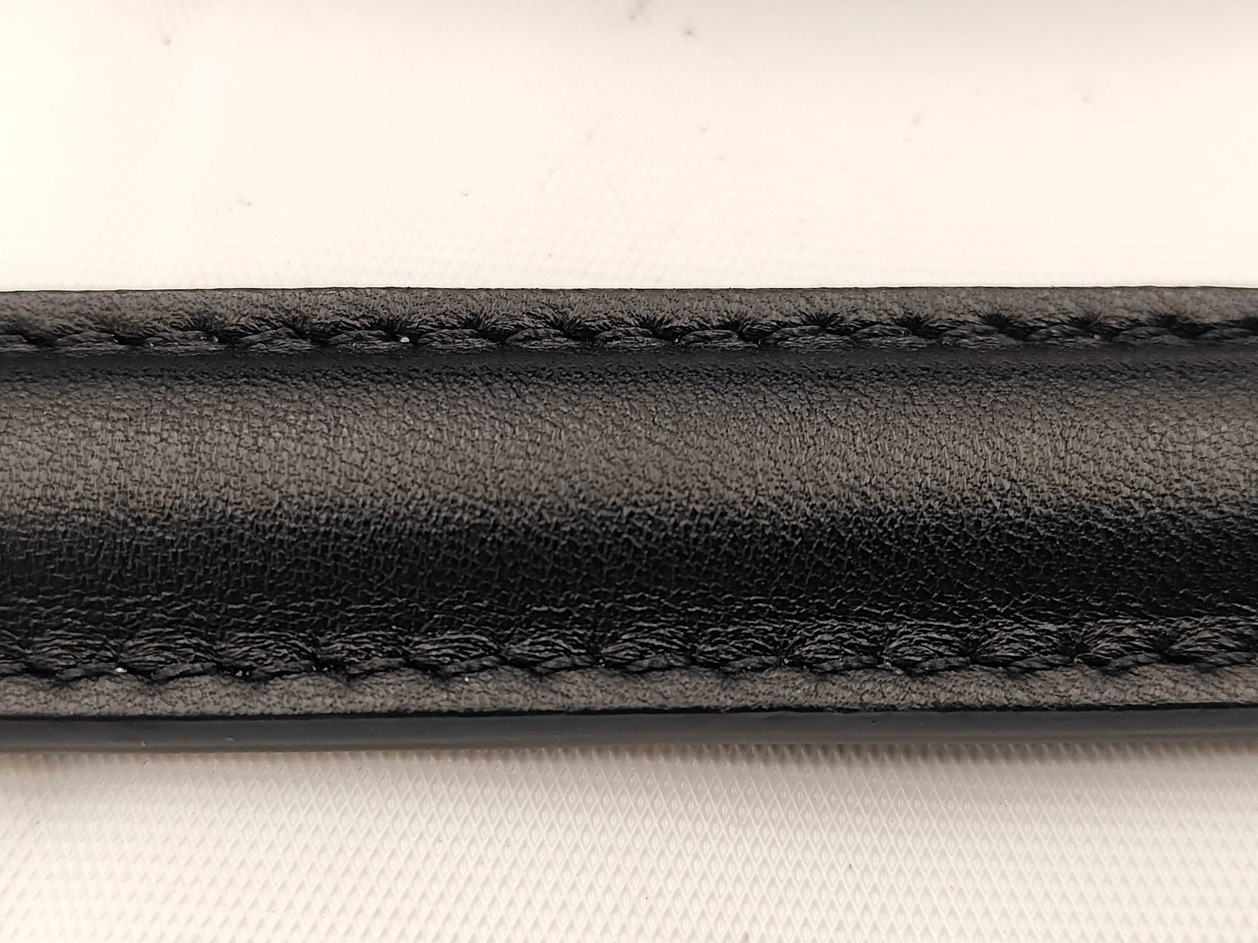 Chain Shoulder Leather Black Shoulder Bag — view 4