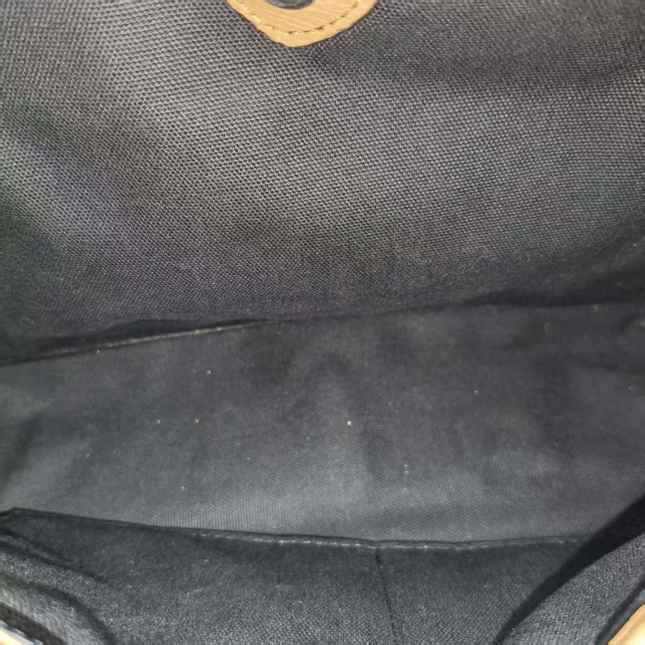 【*Shipped from: China*】BURBERRY Leather Shoulder Bag — view 9