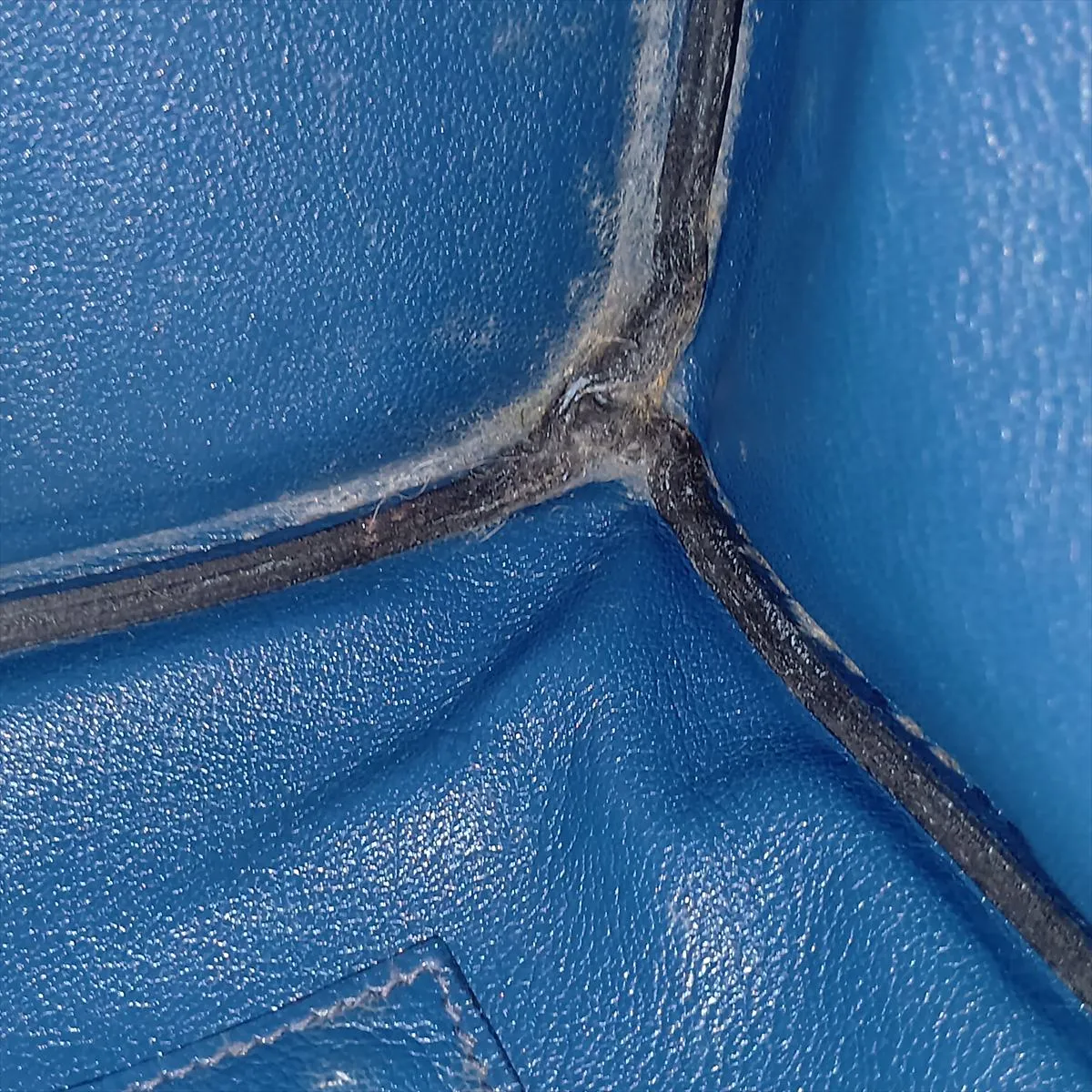 [Individually packaged] Hermes Birkin 35 Letournée Ardennes Blue Roy Gold Hardware A: 1997 — view 15