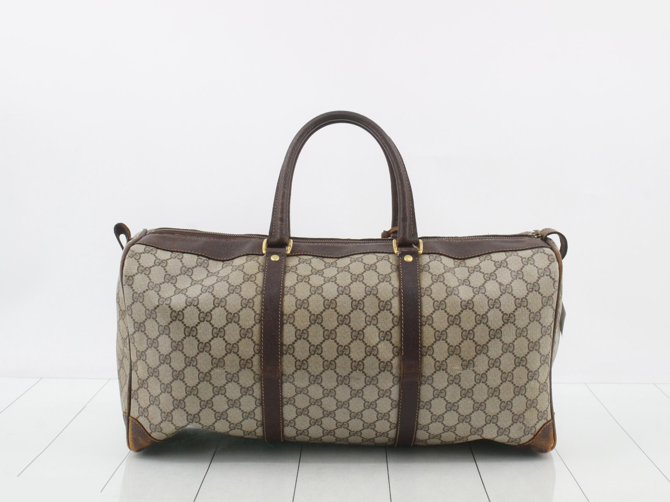Vintage Gucci Boston bag, brown/beige, with two keys. — view 2