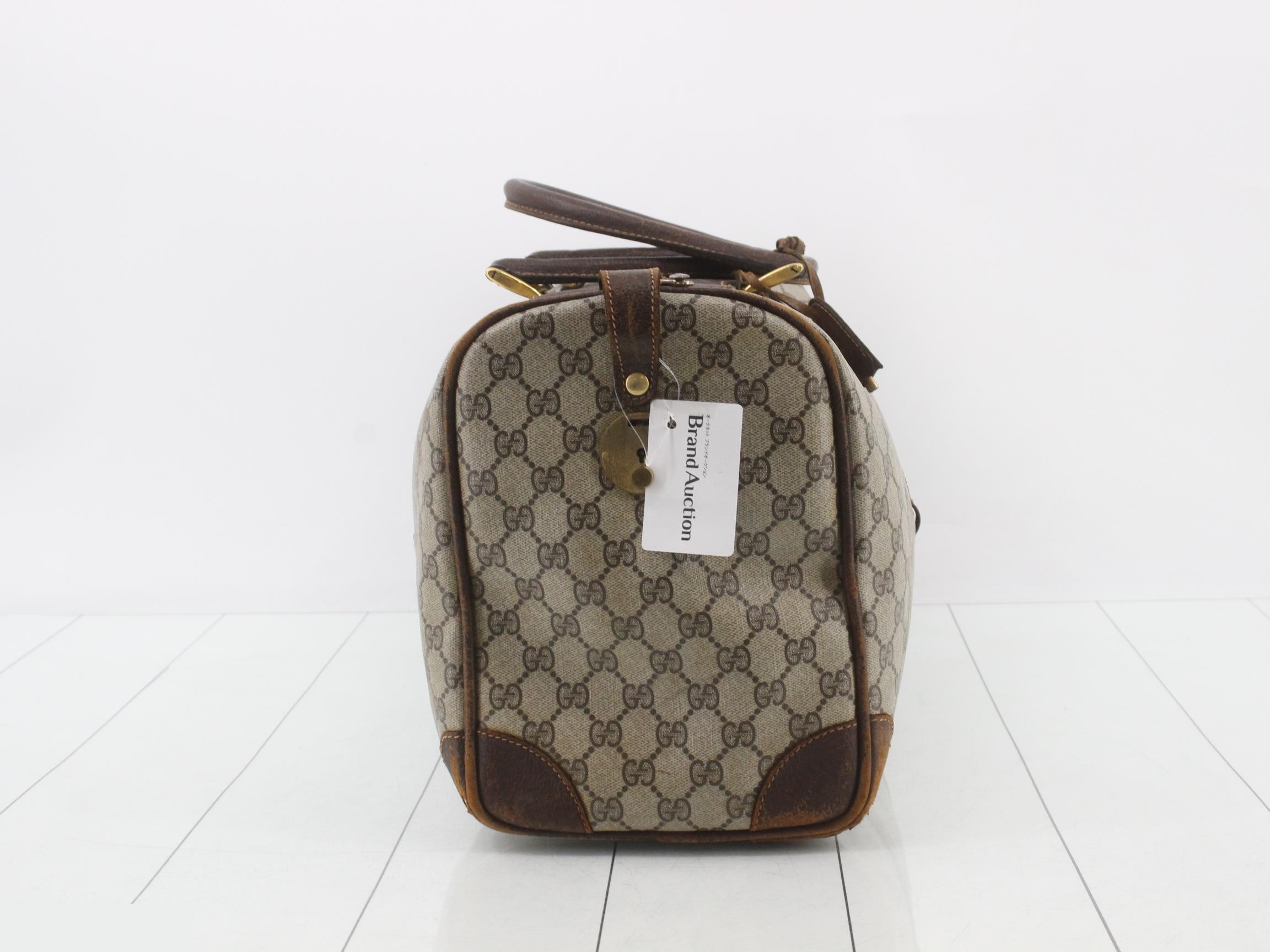 Vintage Gucci Boston bag, brown/beige, with two keys. — view 4