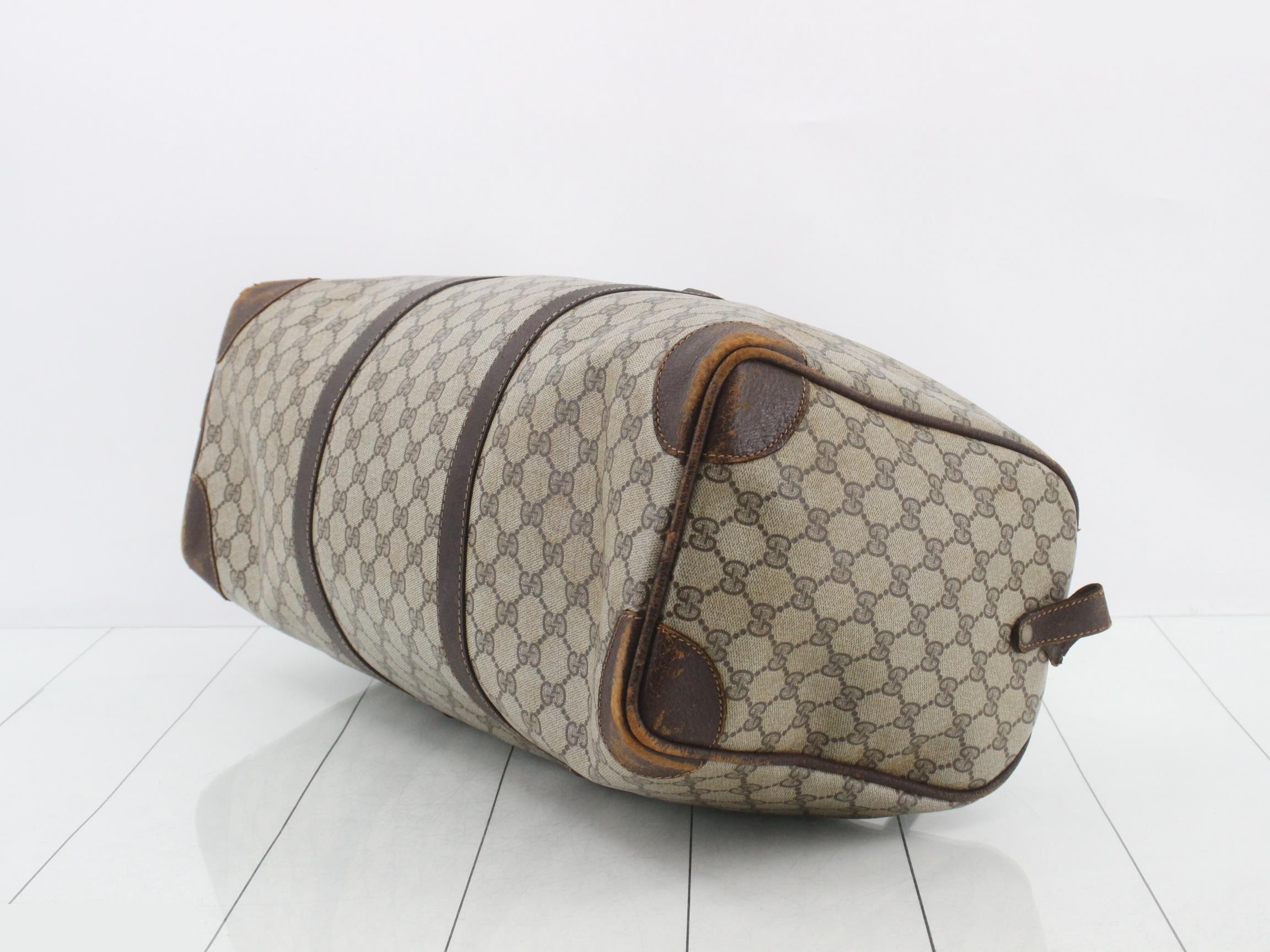 Vintage Gucci Boston bag, brown/beige, with two keys. — view 6