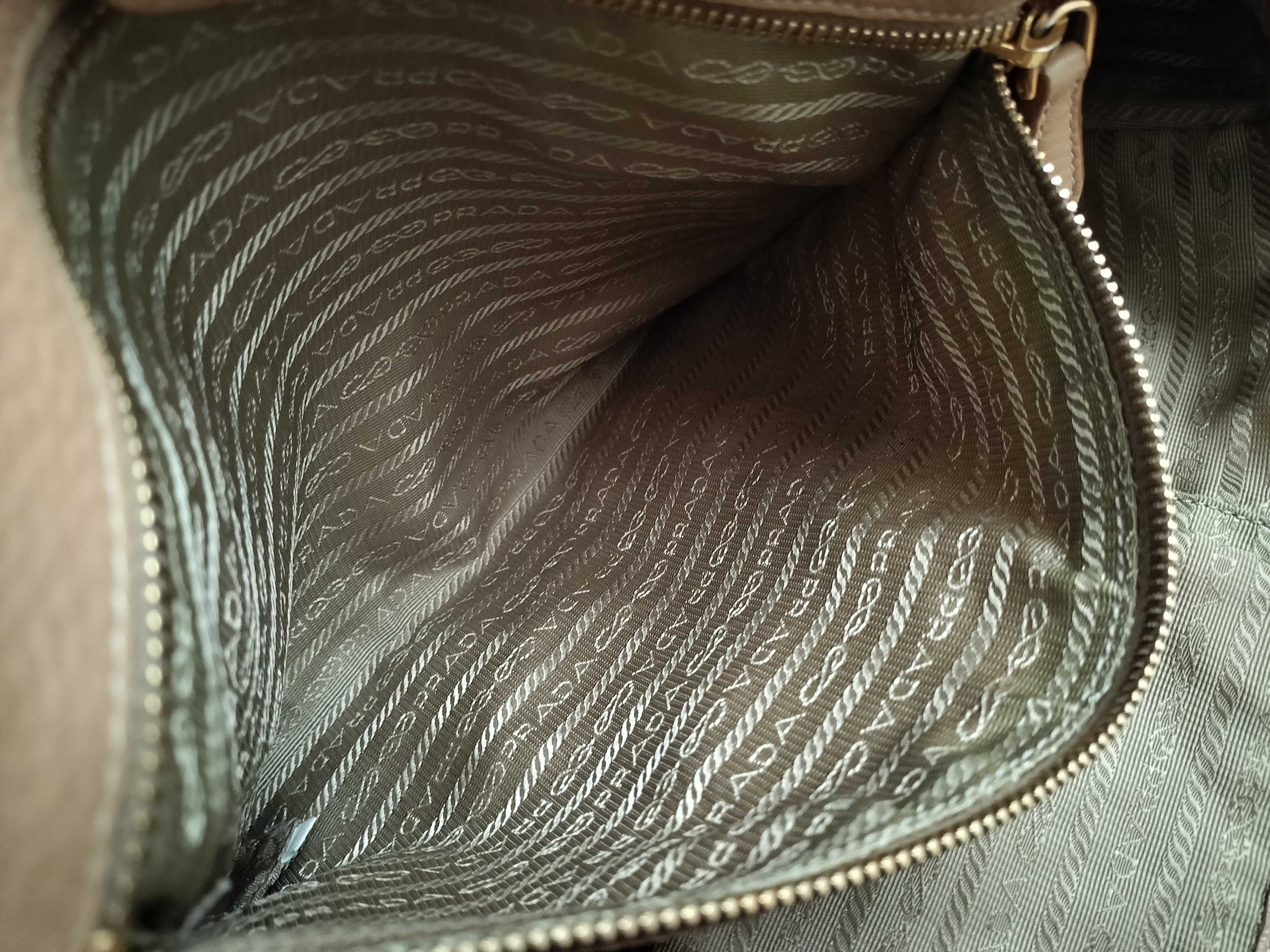Vitello Daino Leather 2-Way Tote Bag, Beige Tote Bag — view 10