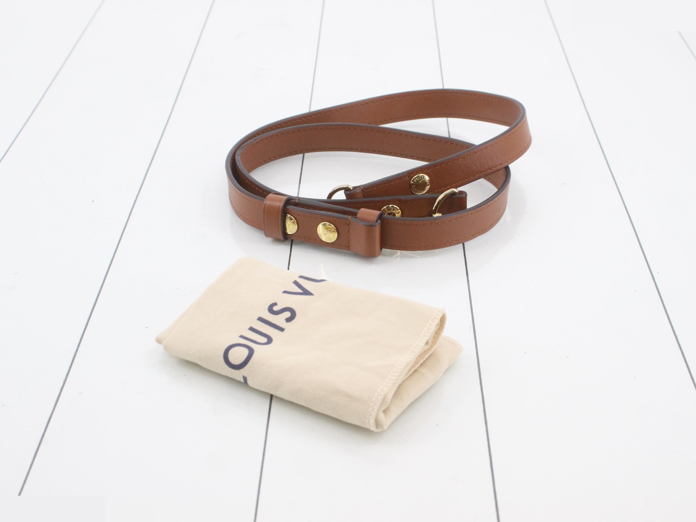 Monogram Reverse Dauphine MINI Shoulder Bag (Comes with dust bag) — view 7