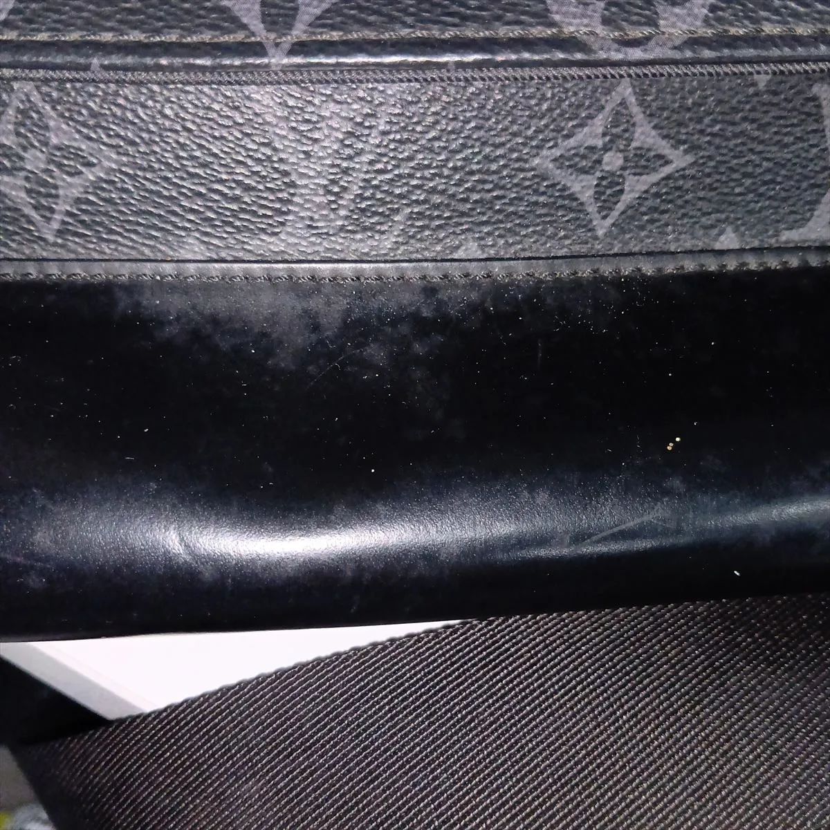 Monogram Eclipse Messenger Voyage PM M40511 FO2188 Black — view 10