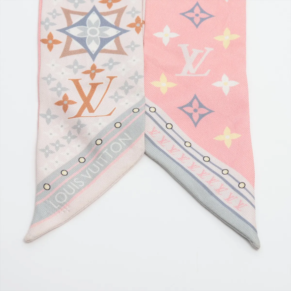 M77683 IS1252 Scarf Silk Pink — view 2
